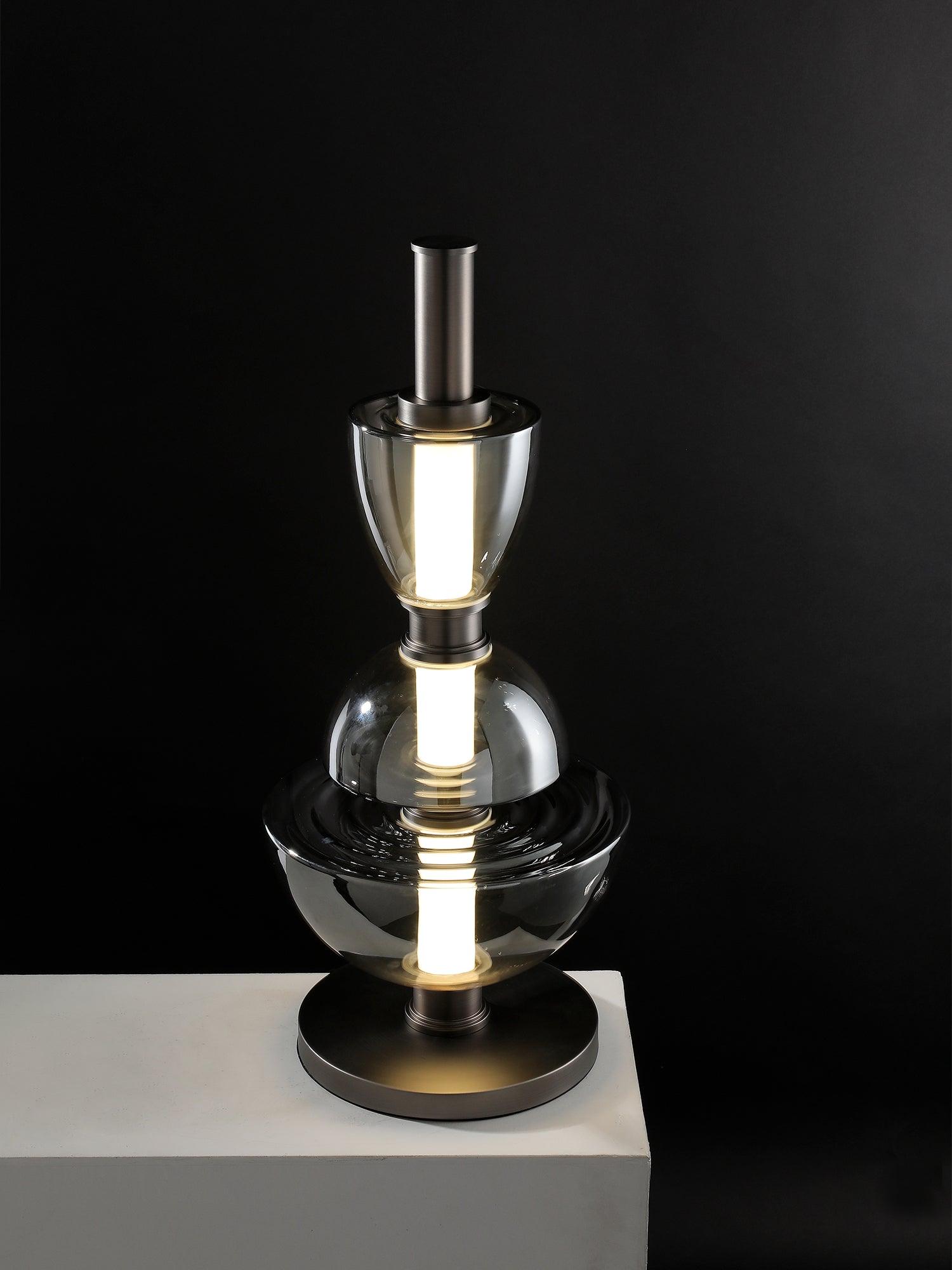 Ivthaarae Glass Table Lamp - Blowlighting