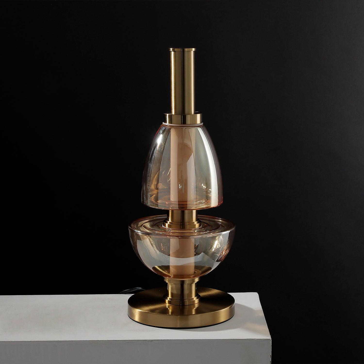 Ivthaarae Glass Table Lamp - Blowlighting
