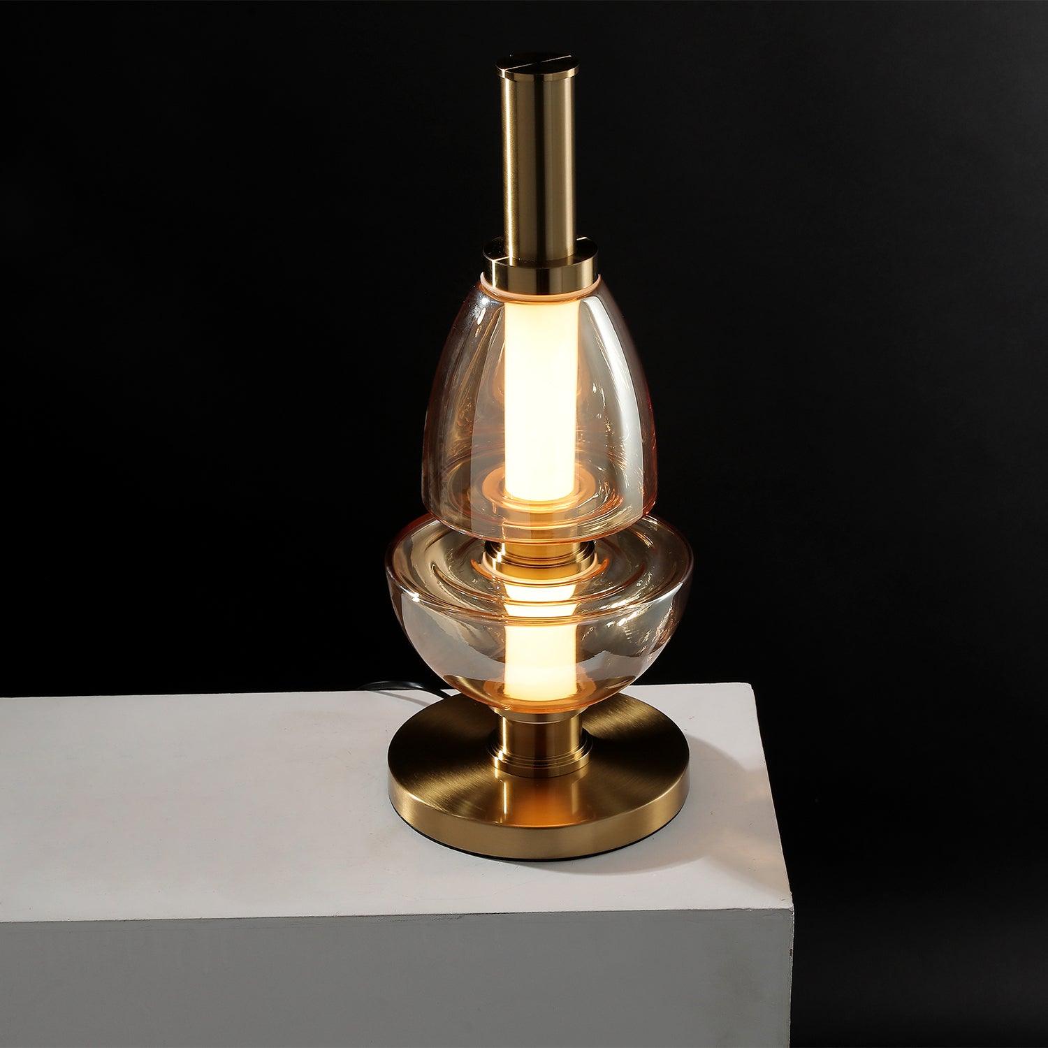 Ivthaarae Glass Table Lamp - Blowlighting