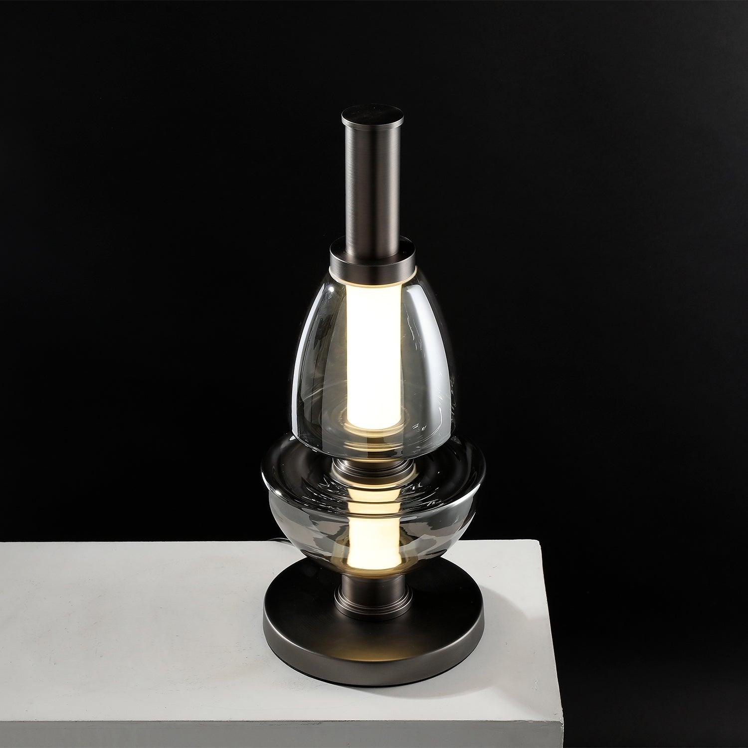 Ivthaarae Glass Table Lamp - Blowlighting