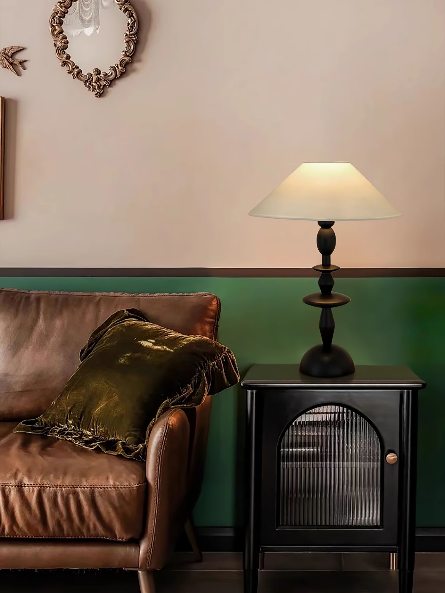 Tournage Wood Table Lamp - Blowlighting