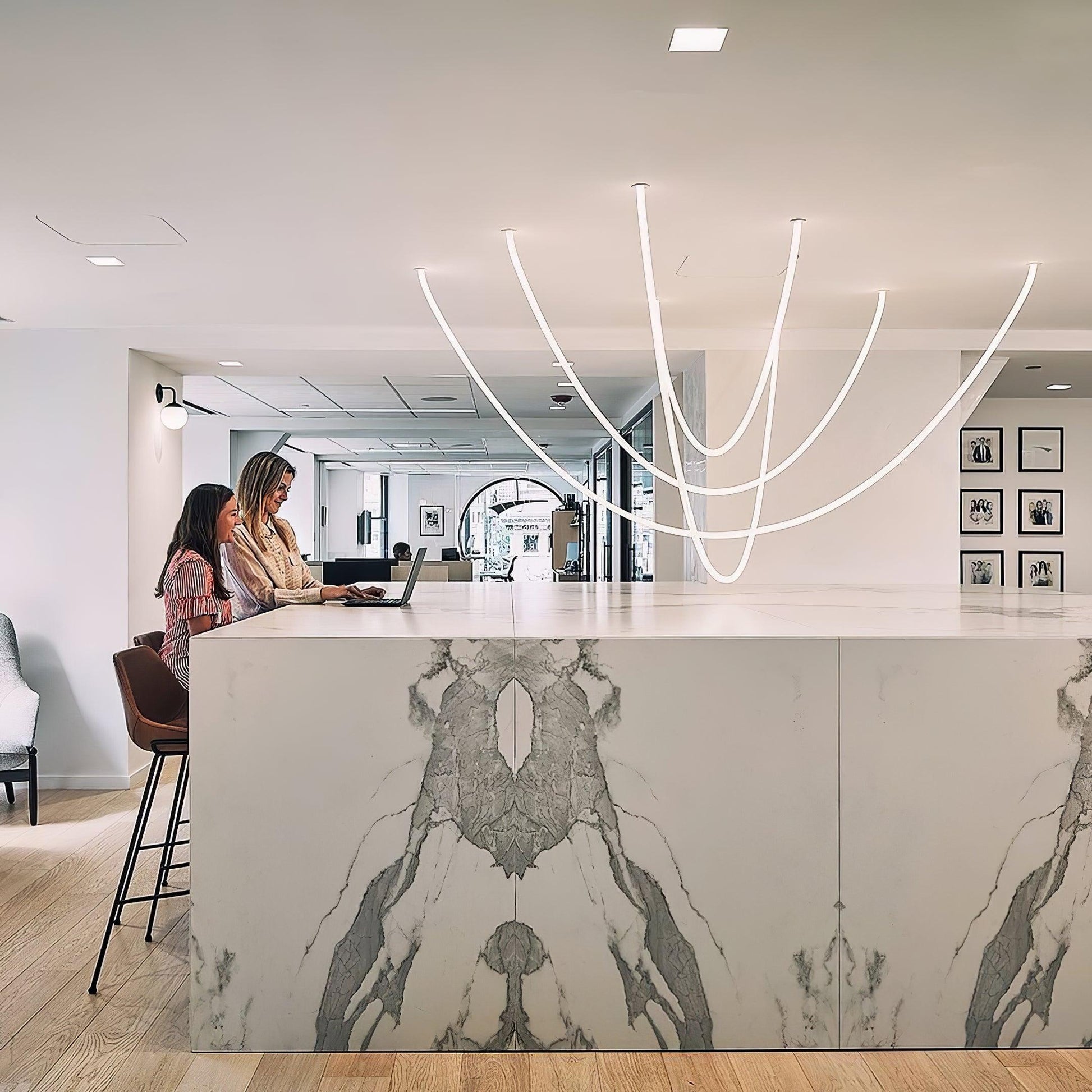 Flexible Curve Pendant Lamp - Blowlighting