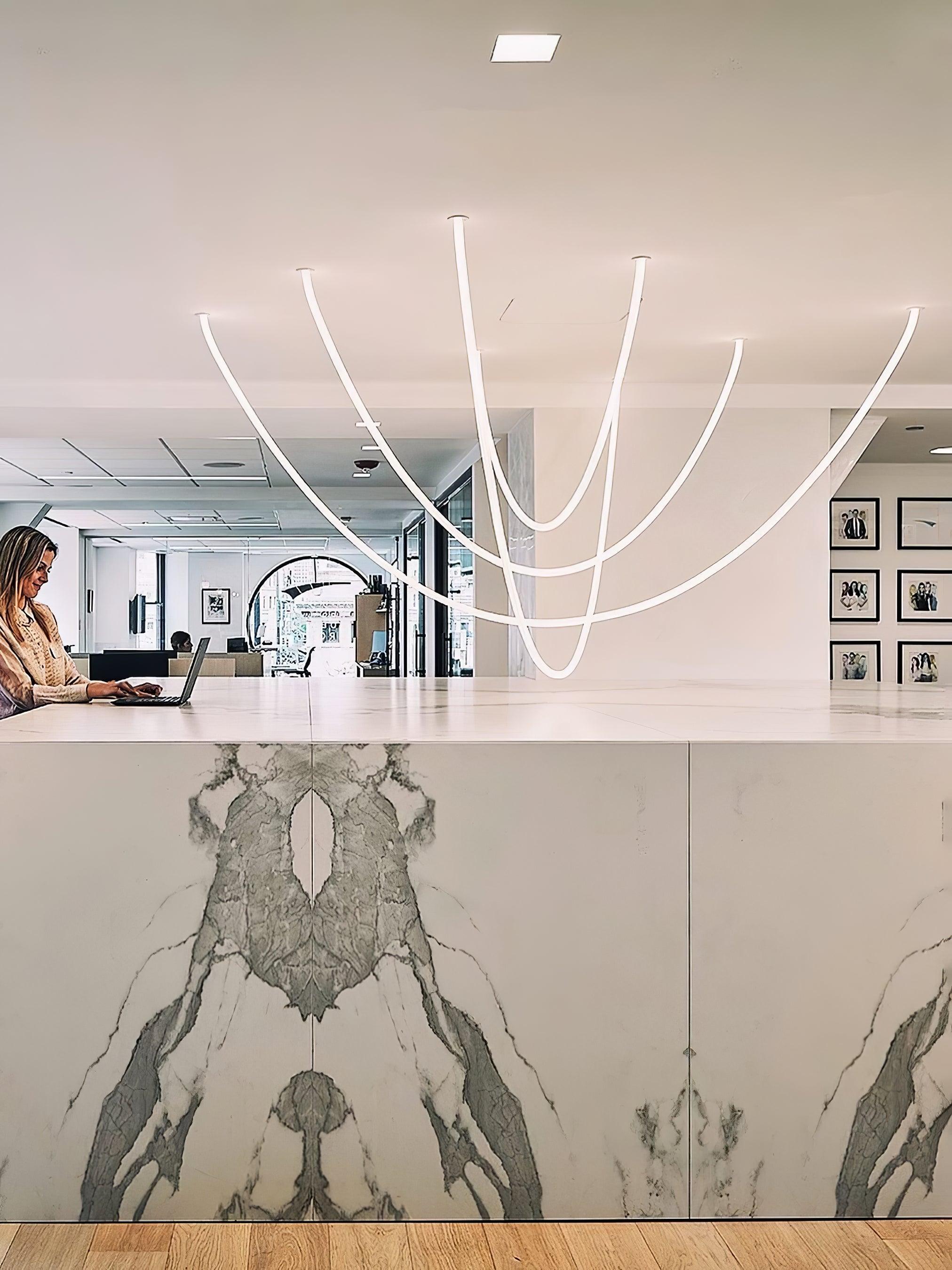 Flexible Curve Pendant Lamp - Blowlighting