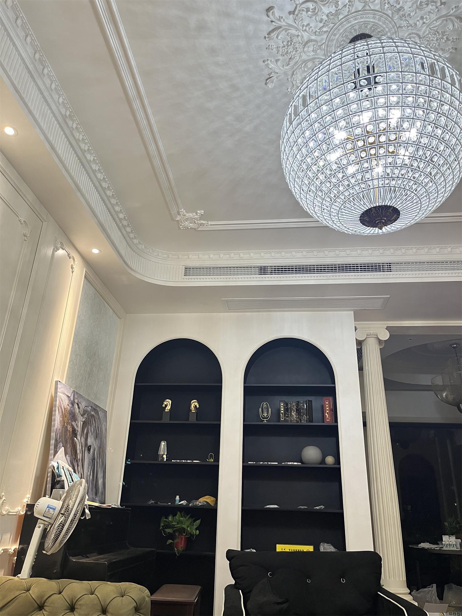 Traditional Gold Globe Chandelier - Blowlighting