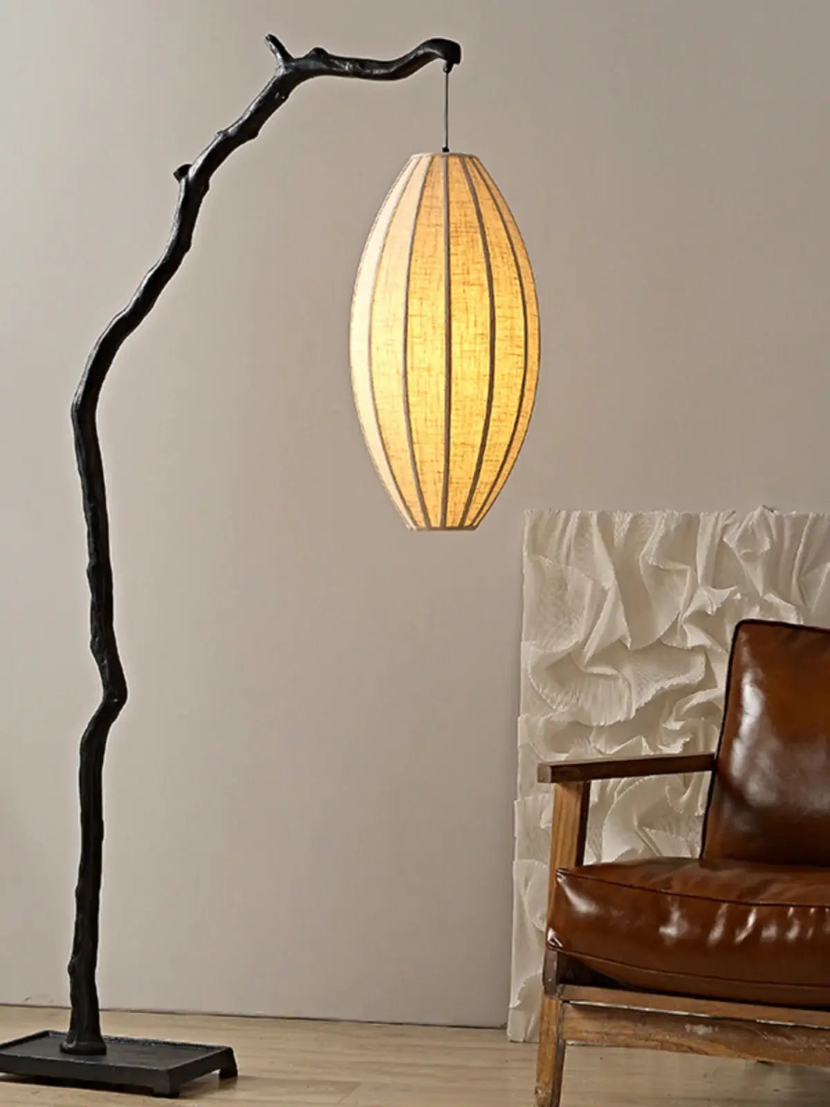 Varaeis Branch Floor Lamp - Blowlighting