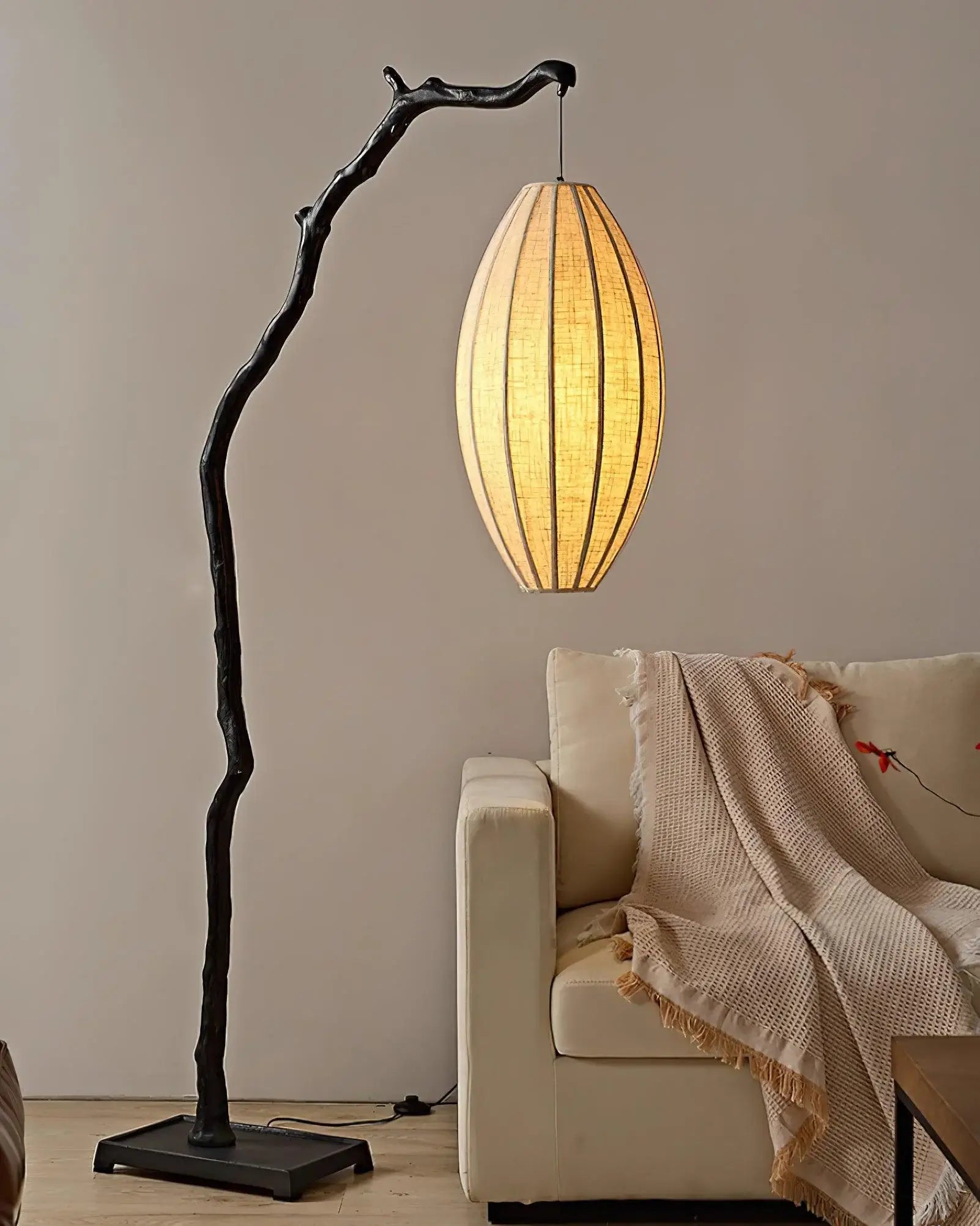 Varaeis Branch Floor Lamp - Blowlighting