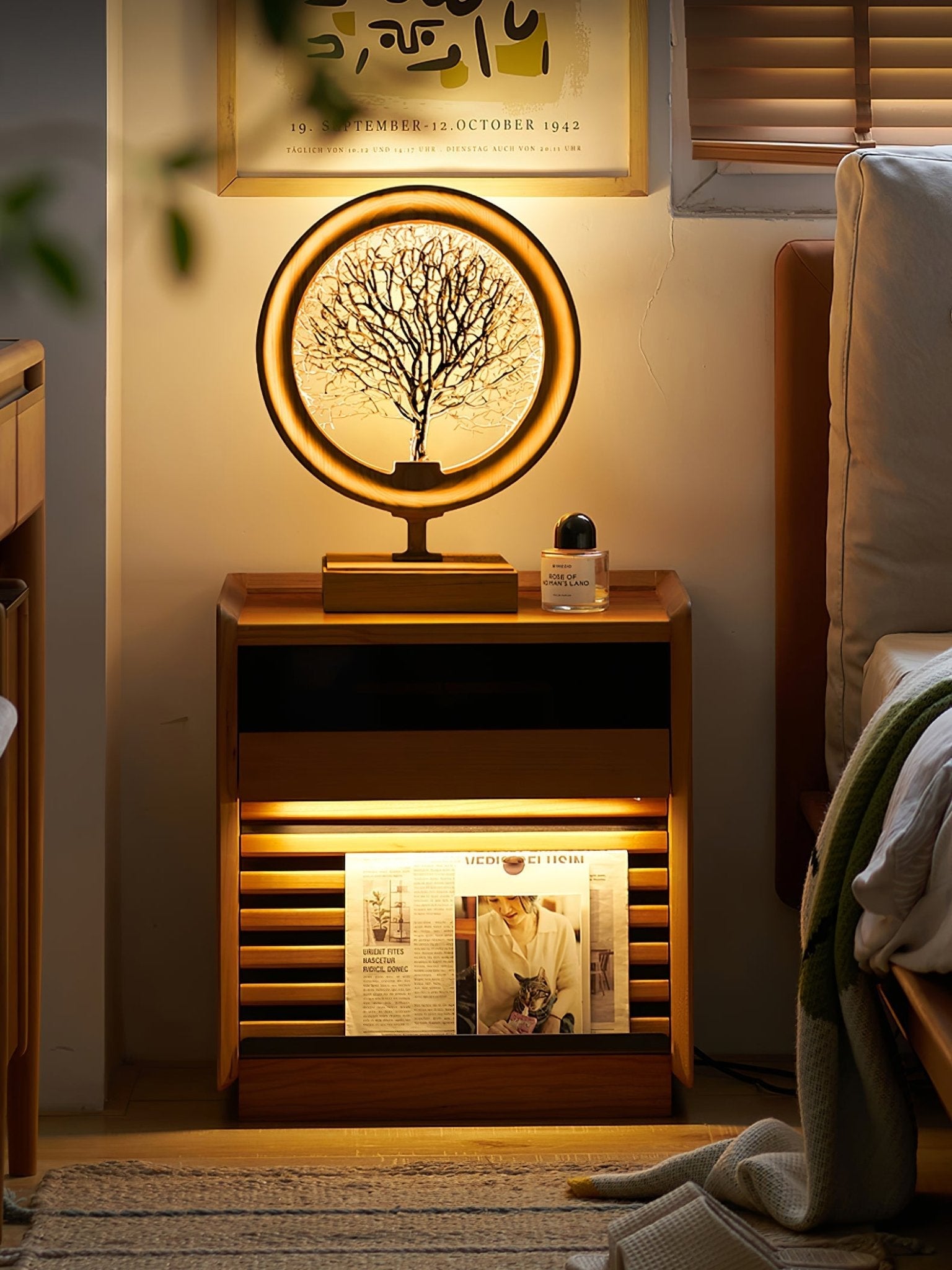 Stella Modern Wood Table Lamp - Blowlighting