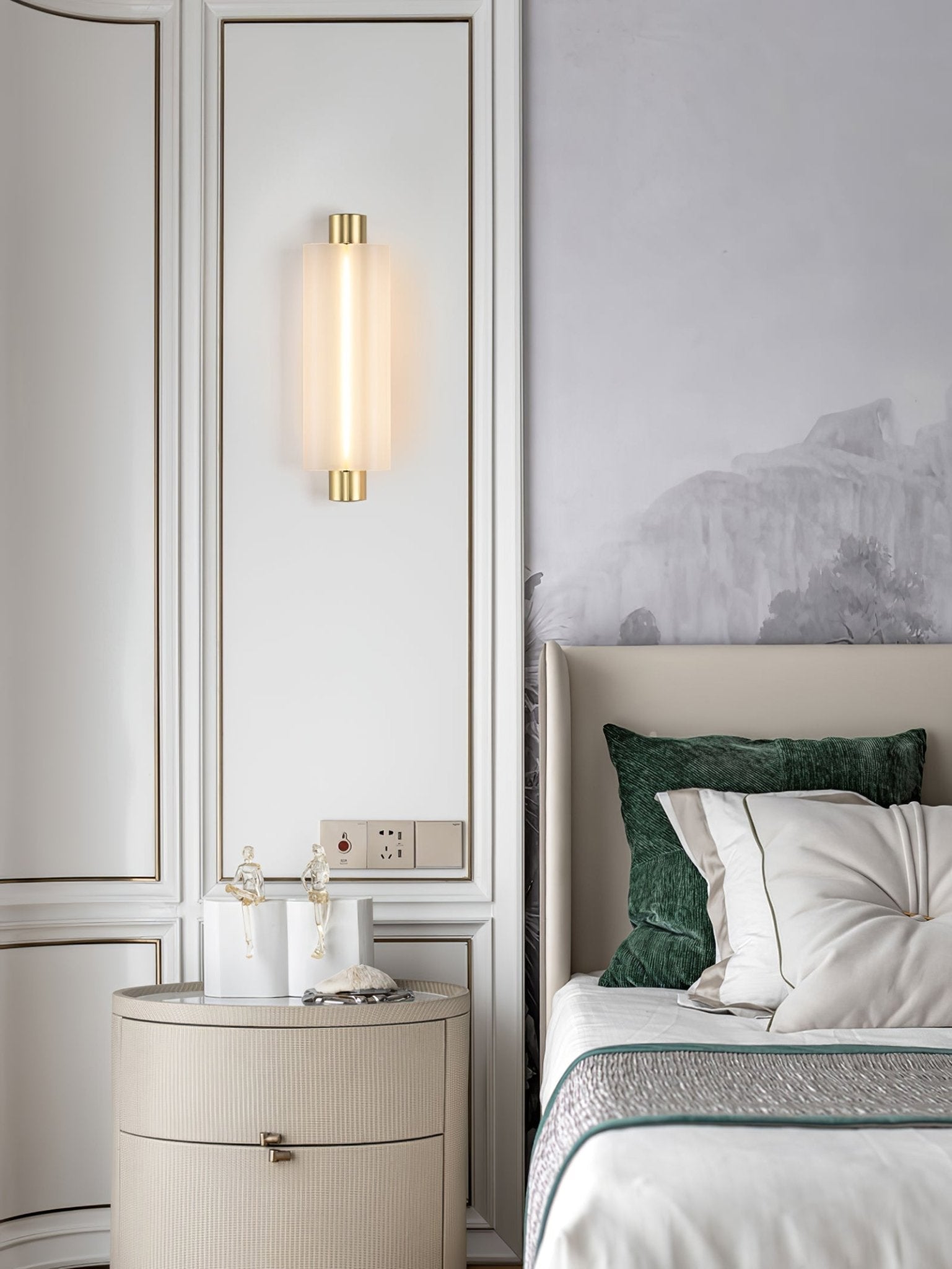 Trillium Wall Sconce - Blowlighting