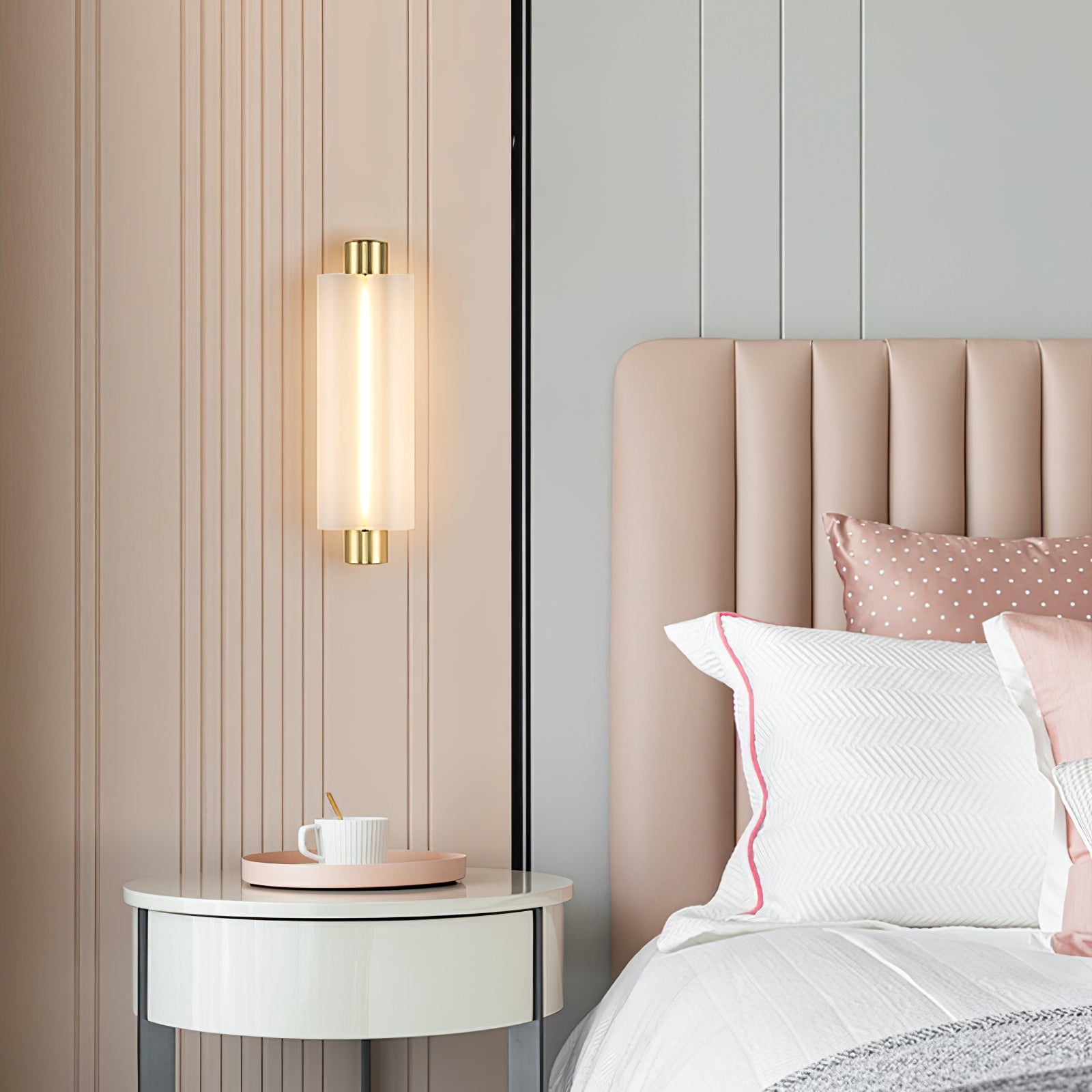Trillium Wall Sconce - Blowlighting