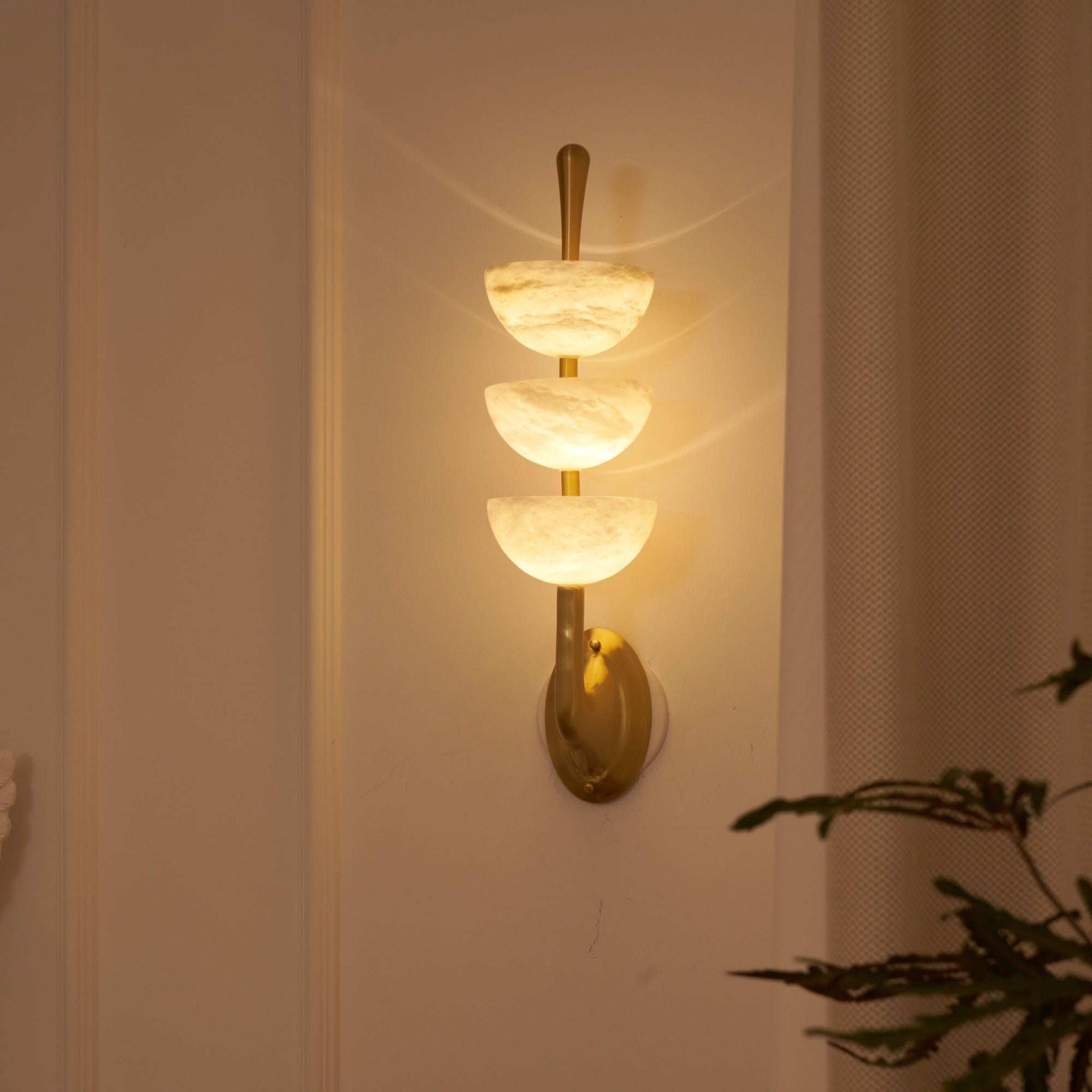 Ulmiraris Alabaster Wall Light - Blowlighting