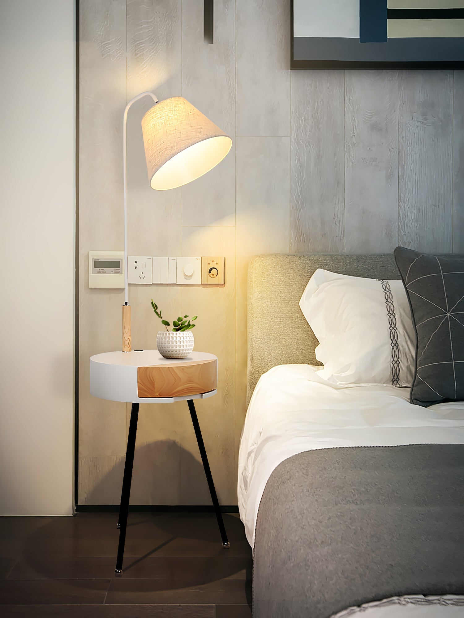 Tripod Fabric Floor Lamp - Blowlighting