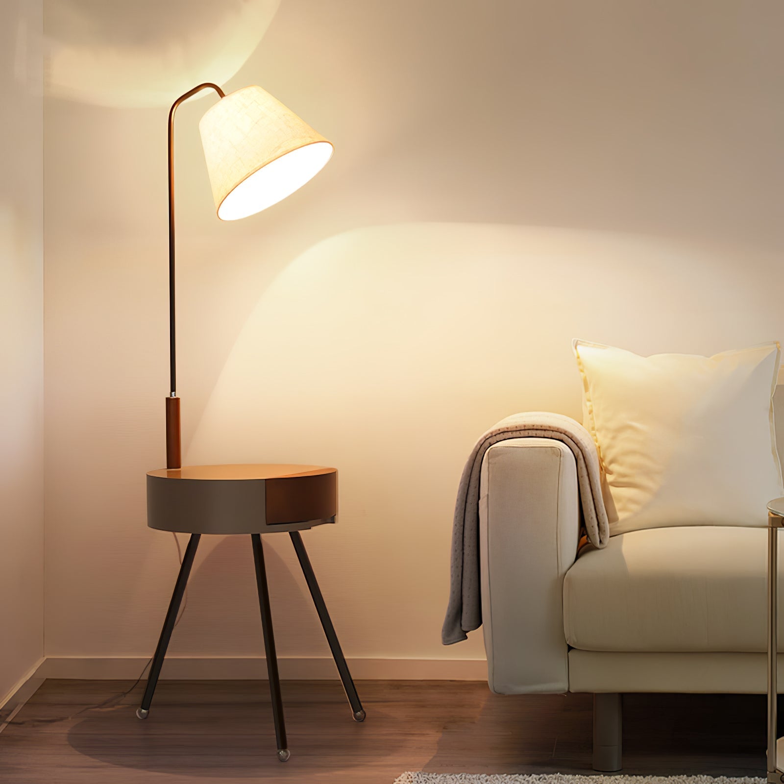Tripod Fabric Floor Lamp - Blowlighting