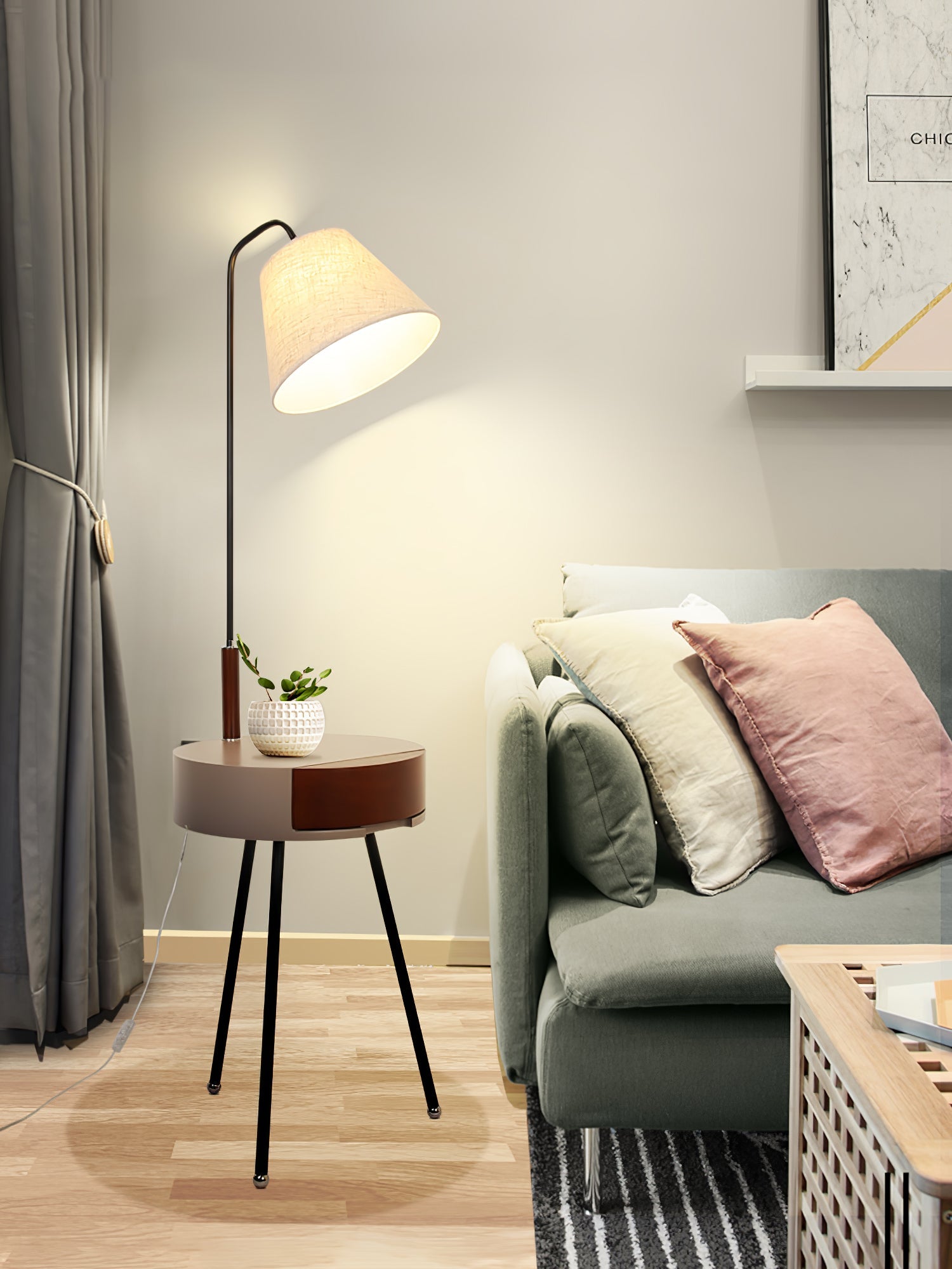 Tripod Fabric Floor Lamp - Blowlighting