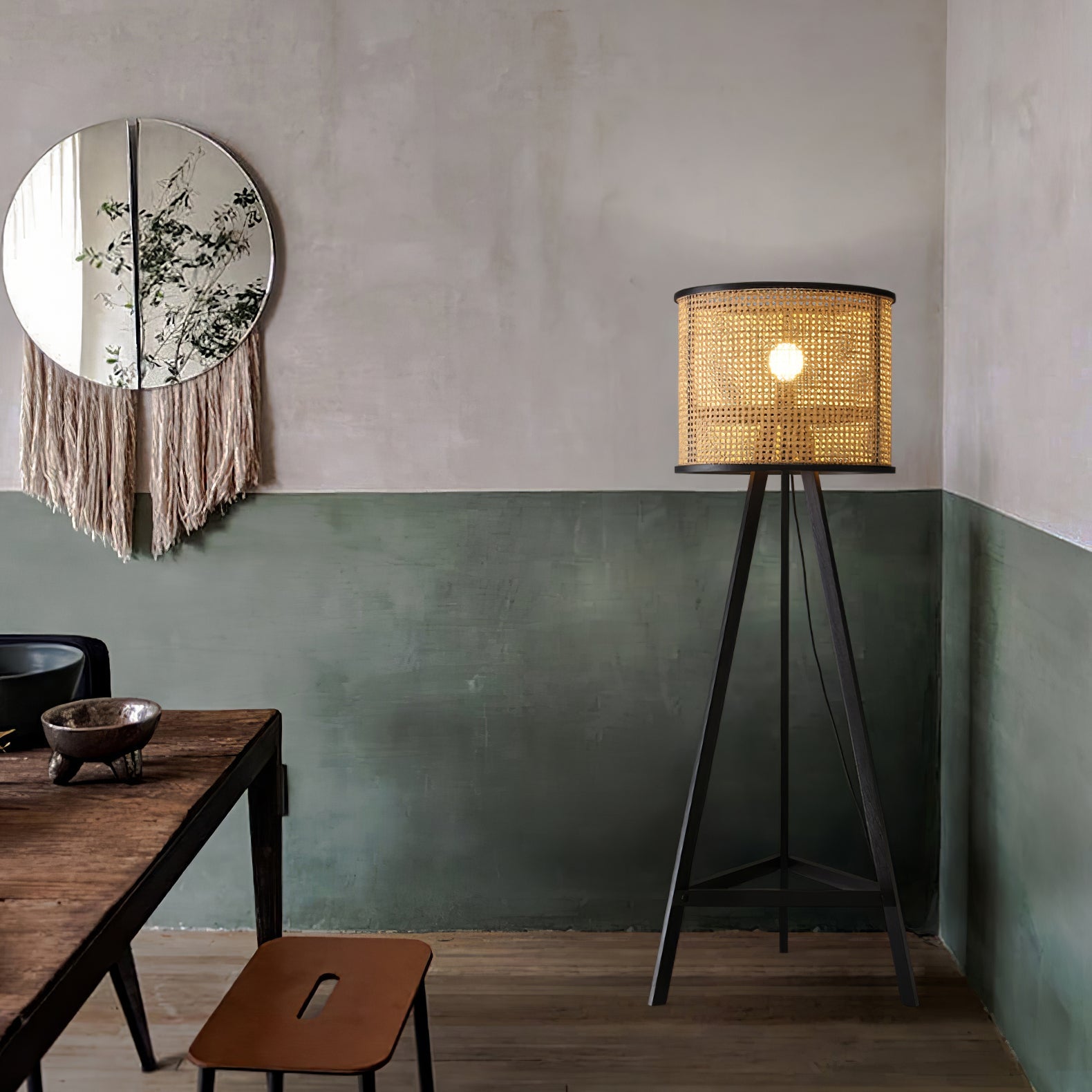 Olsolyra Rattan Woven Tripod Floor Lamp - Blowlighting