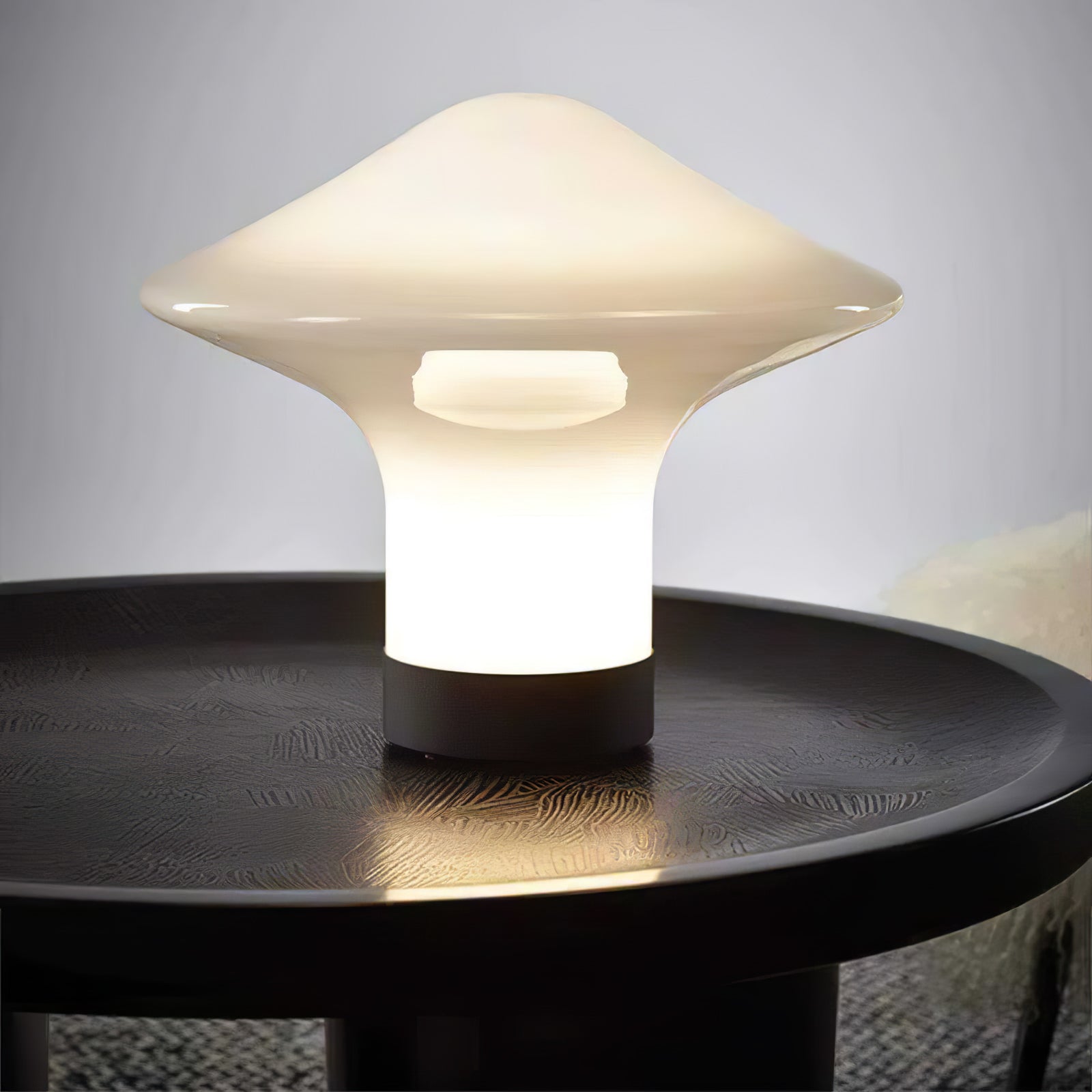 Trottola Table Lamp - Blowlighting