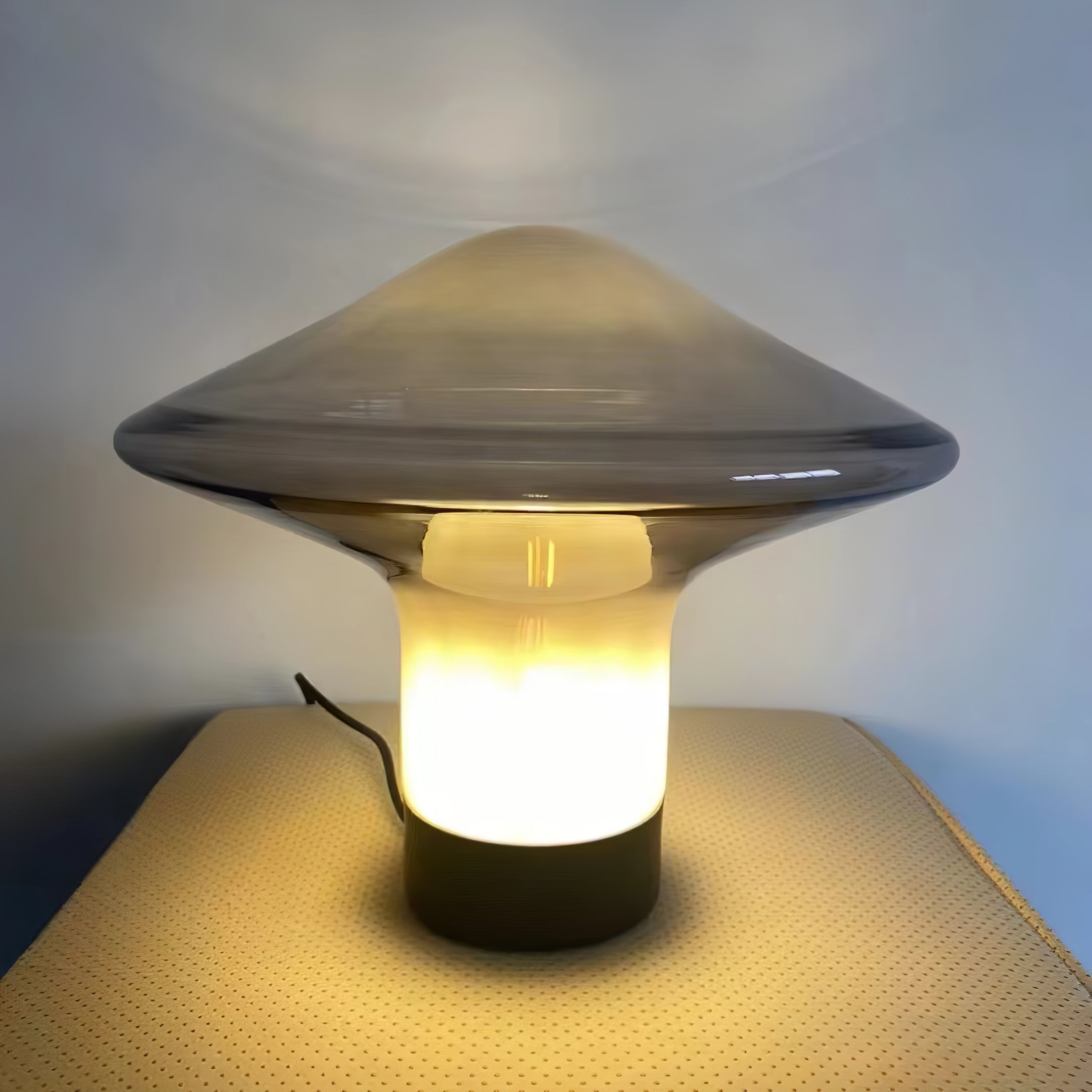 Trottola Table Lamp - Blowlighting