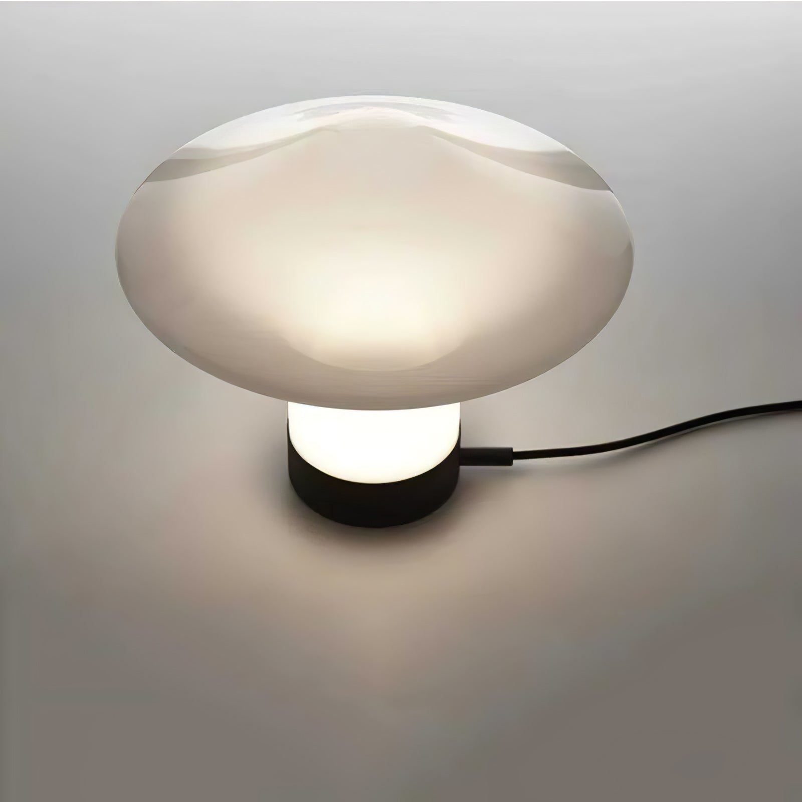 Trottola Table Lamp - Blowlighting