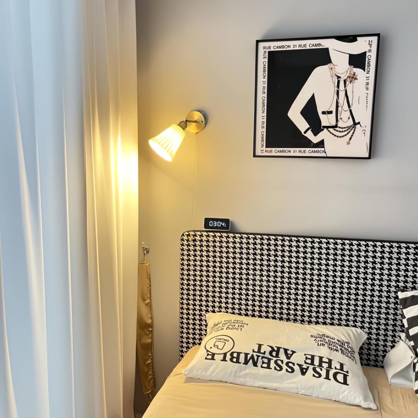 Trumpet Ceramic Wall Light - Blowlighting