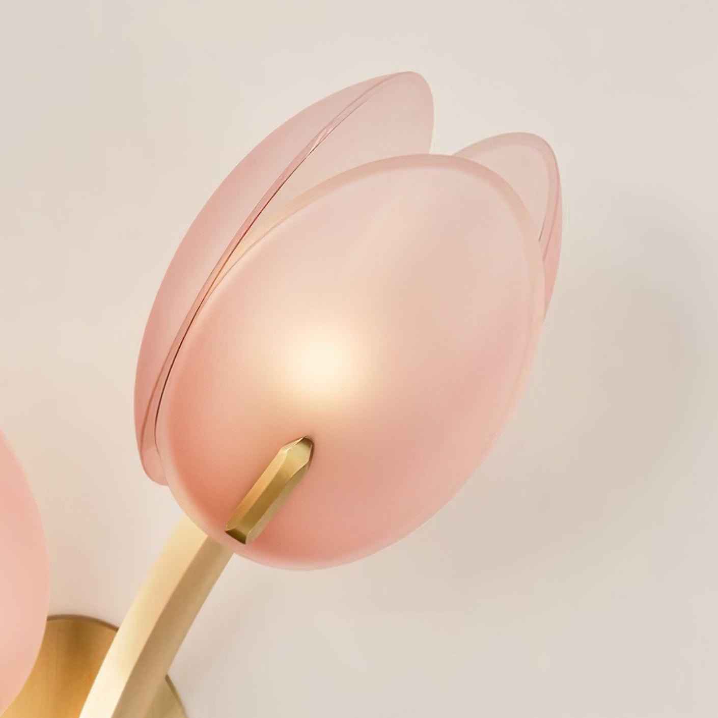 Tulyn Bloom Wall Light - Blowlighting