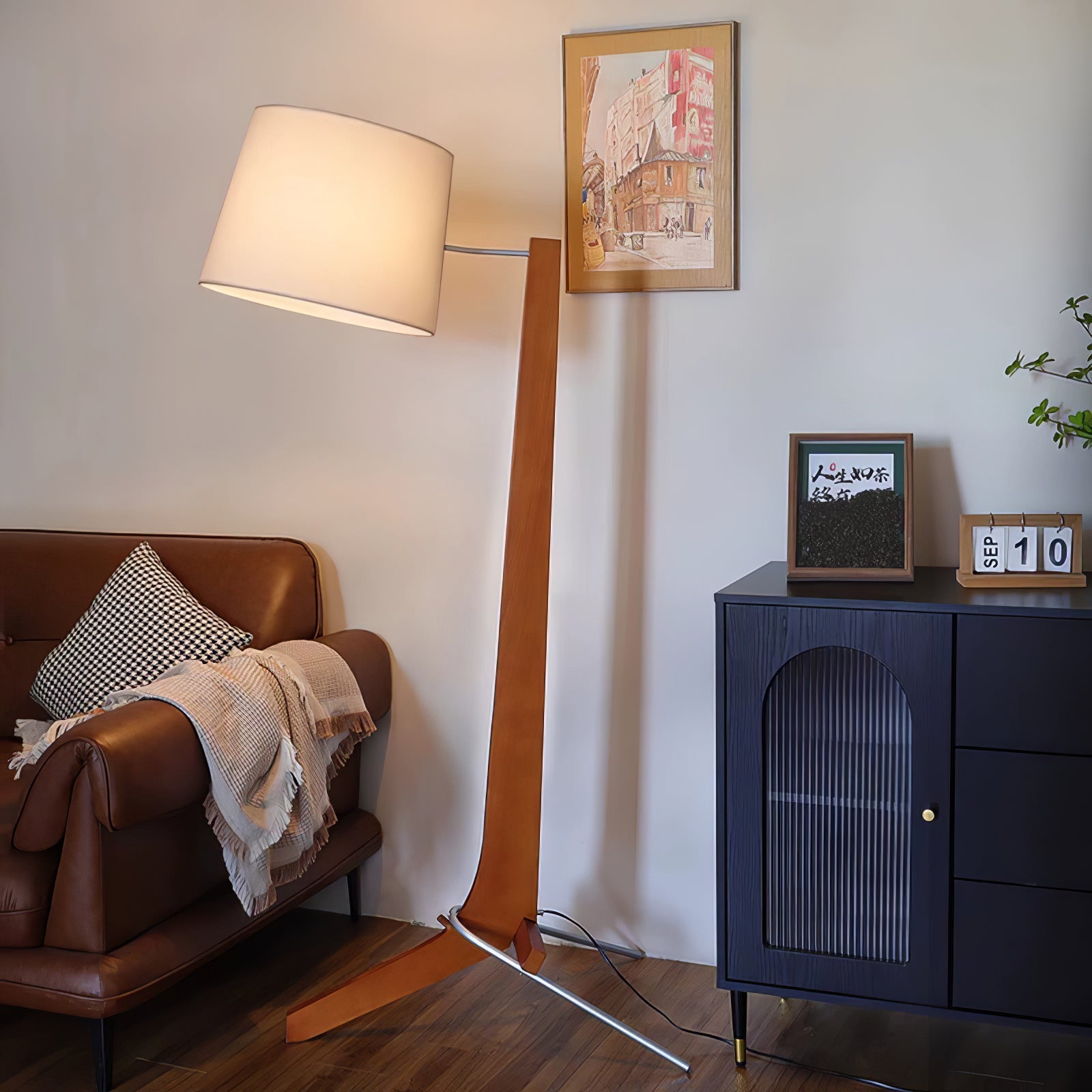 Tusk Arc Floor Lamp - Blowlighting