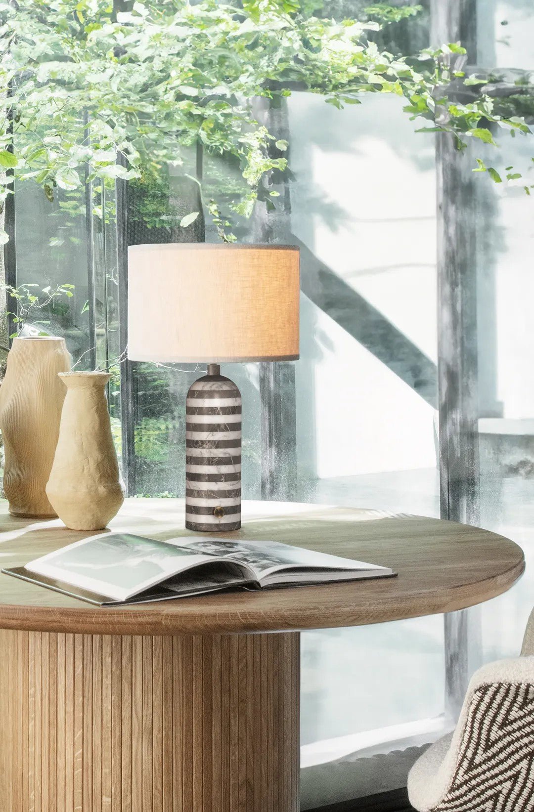 Tuxedo Marble Table Lamp - Blowlighting