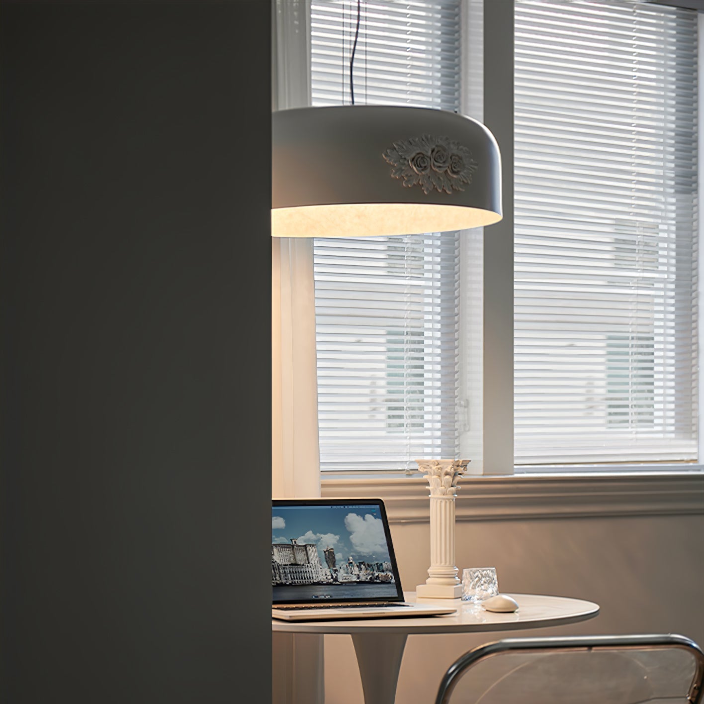 Vilaeos Minimalist Resin Wall Light - Blowlighting