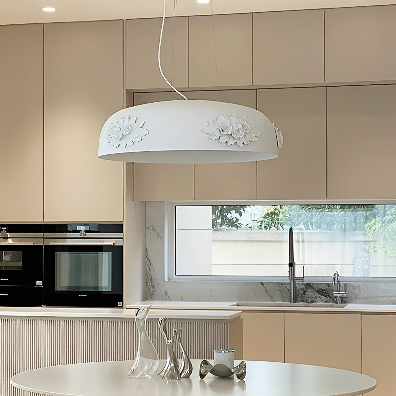 Vilaeos Minimalist Resin Wall Light - Blowlighting