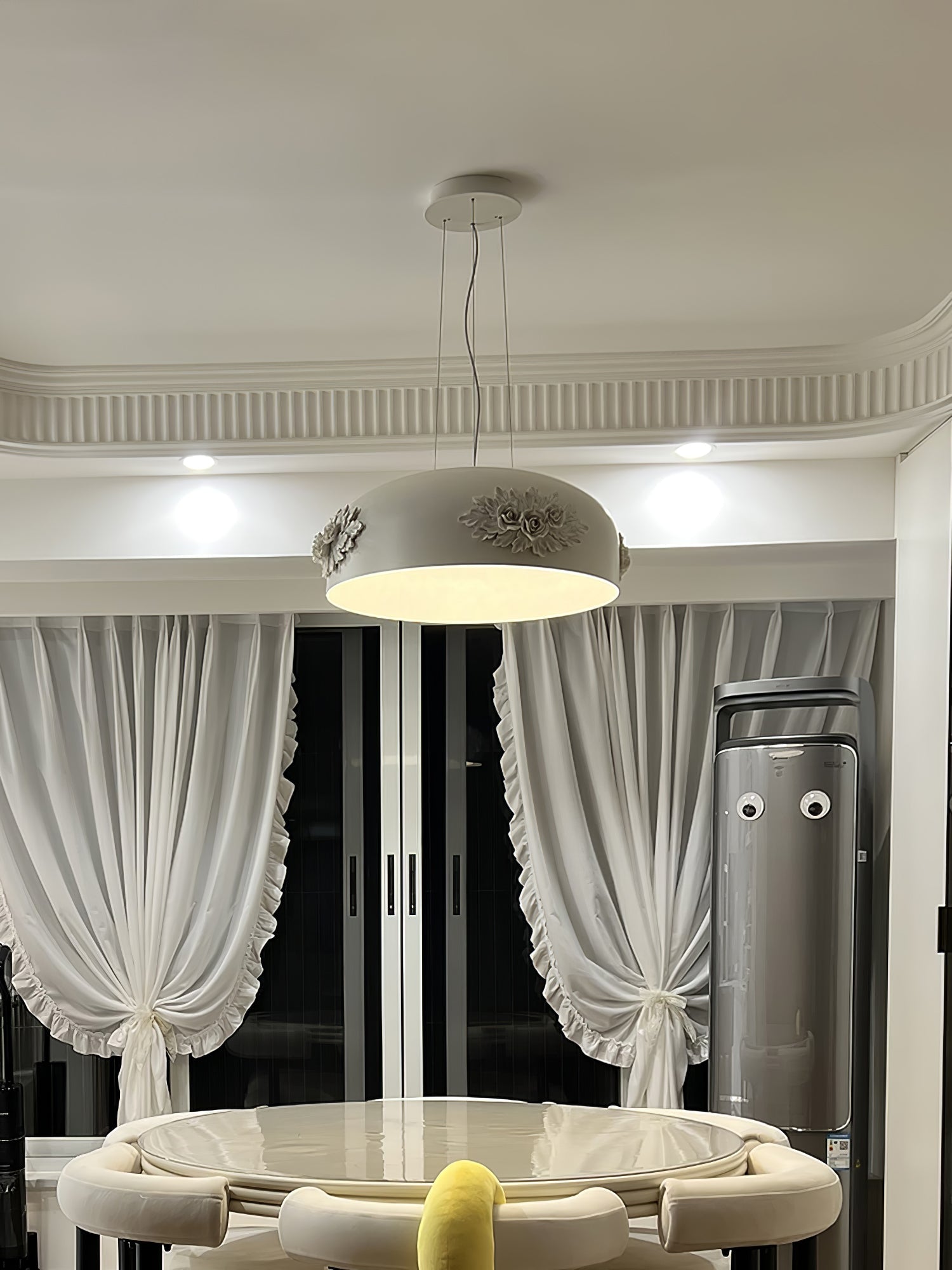 Vilaeos Minimalist Resin Wall Light - Blowlighting