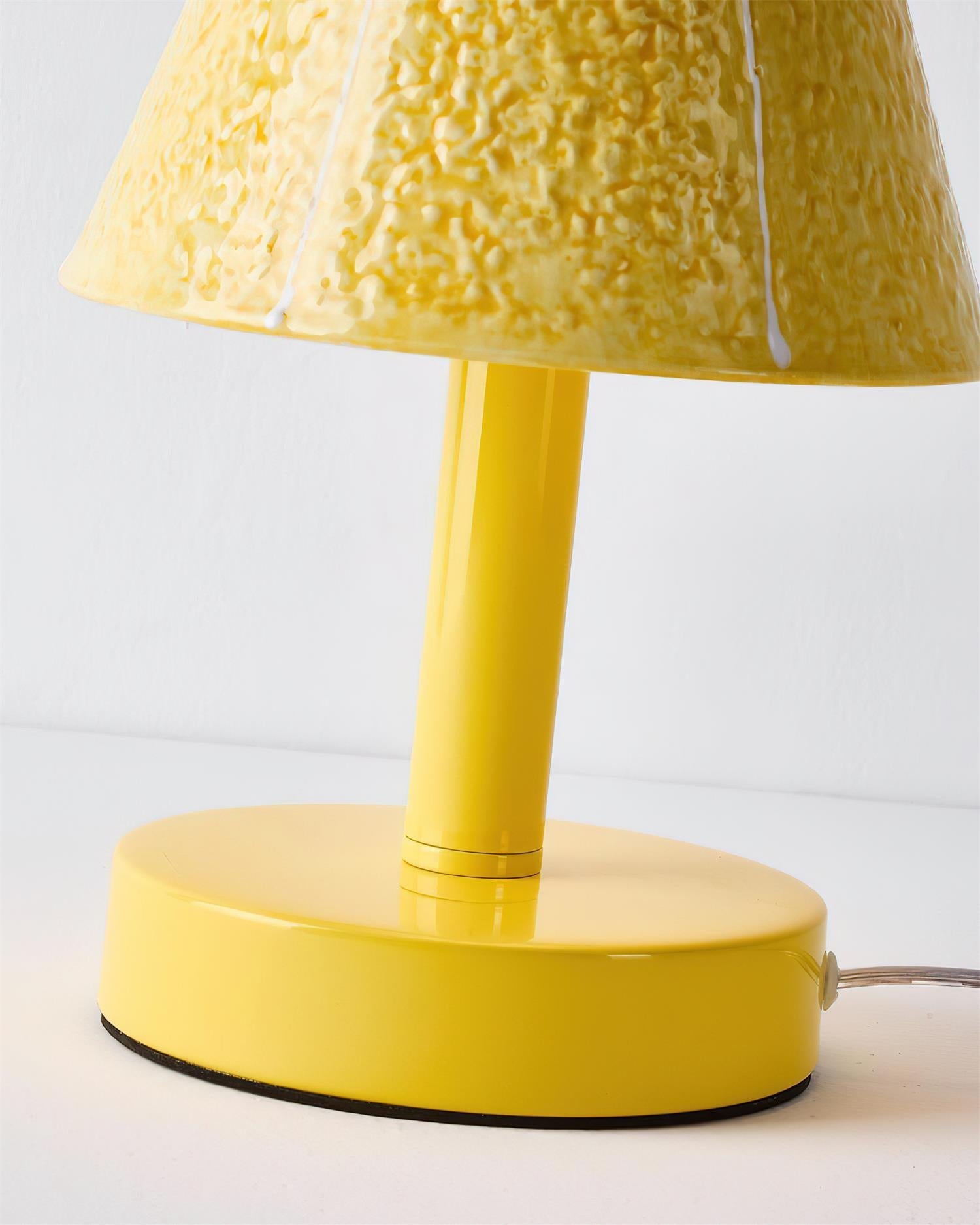 AviaJoy Geometric Yellow Table Lamp