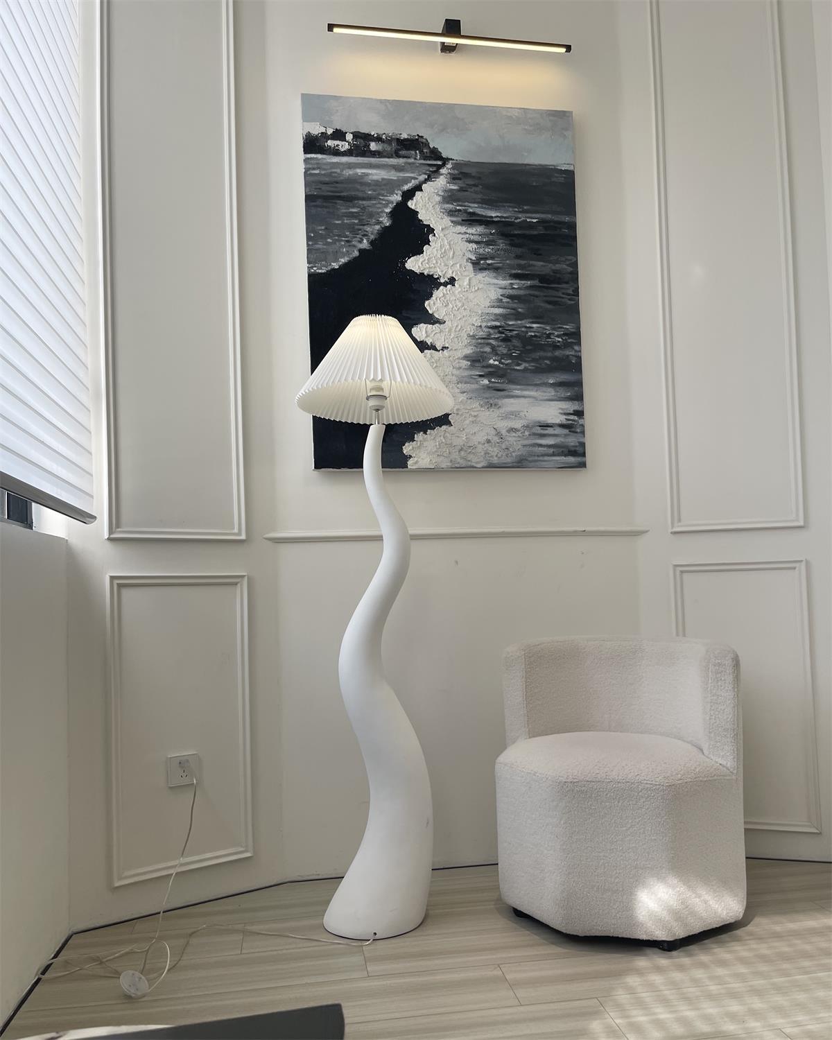 Twisted Pleated Floor Lamp - Blowlighting