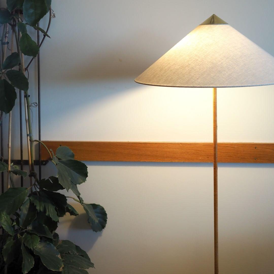 Tynell Floor Lamp - Blowlighting