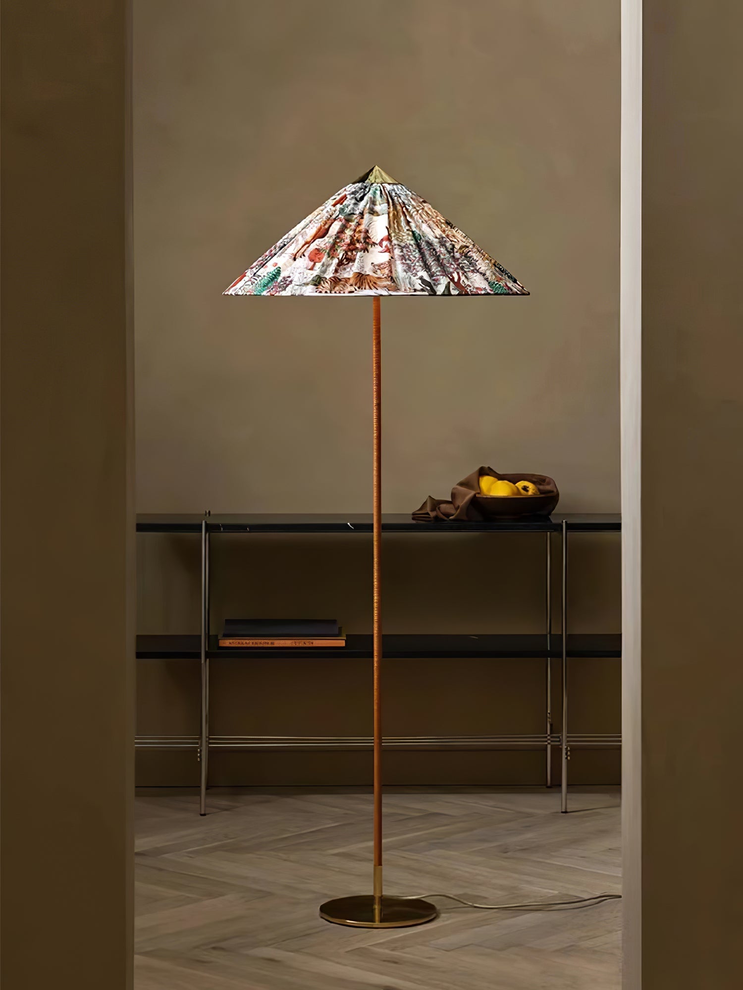 Tynell Floor Lamp - Blowlighting