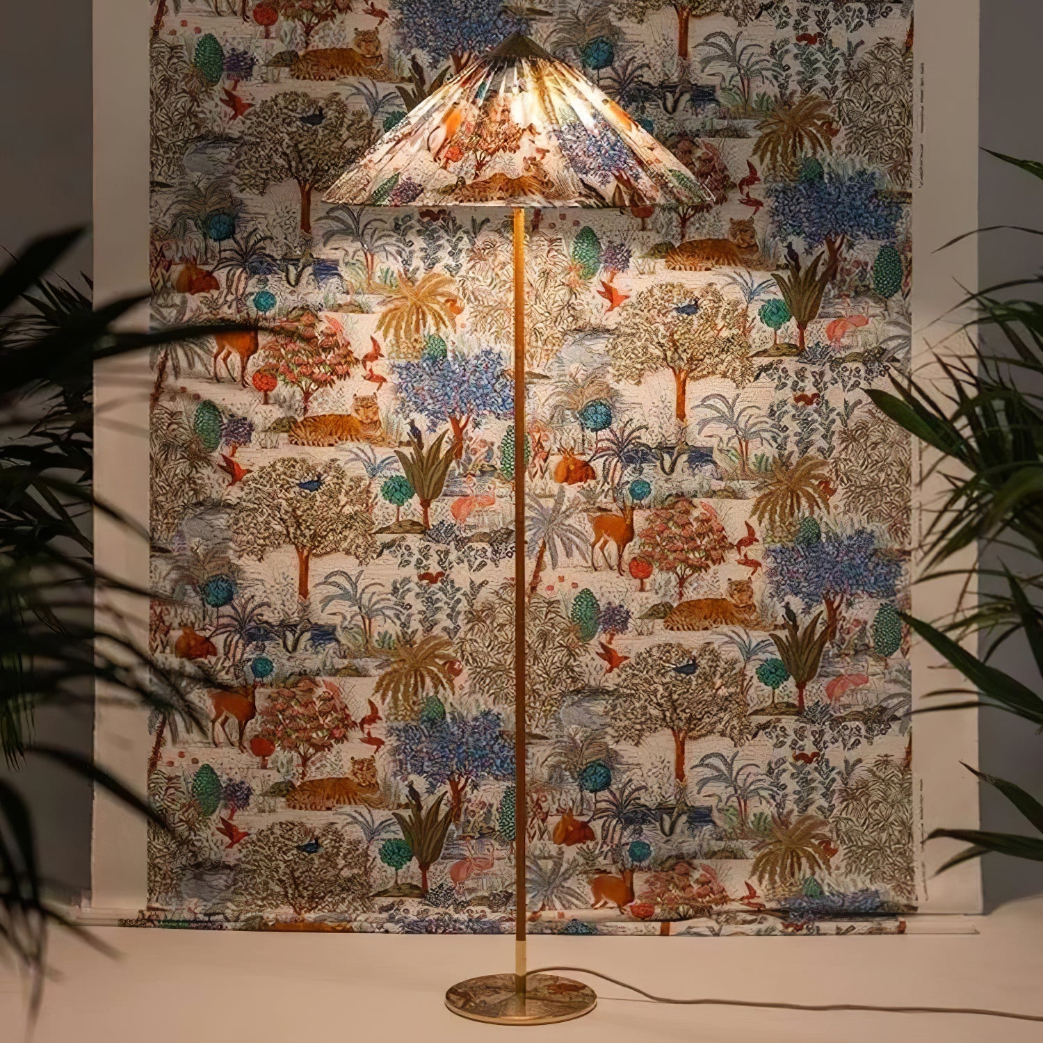 Tynell Floor Lamp - Blowlighting