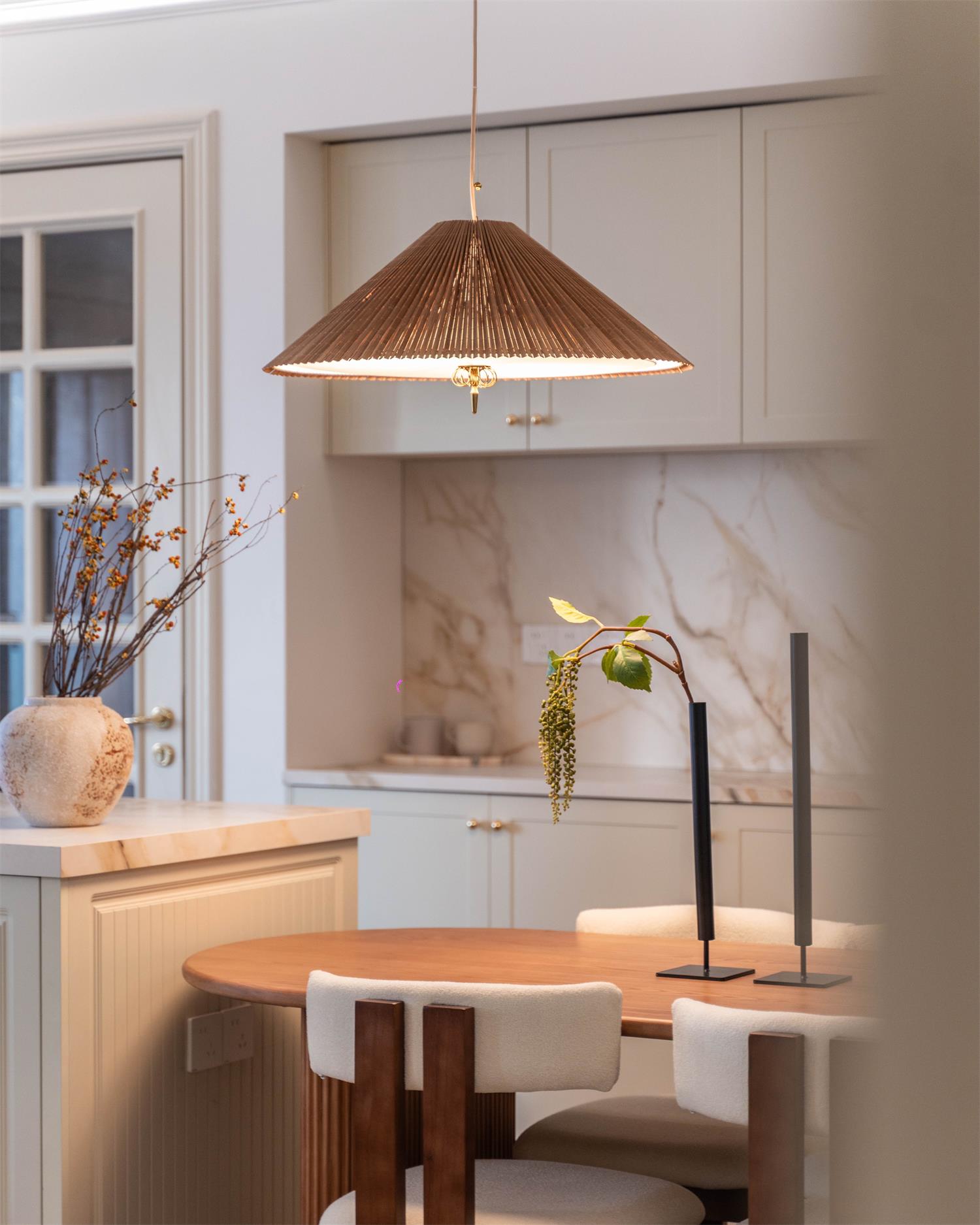 Hazel Modern Metal Pendant Lamp - Blowlighting