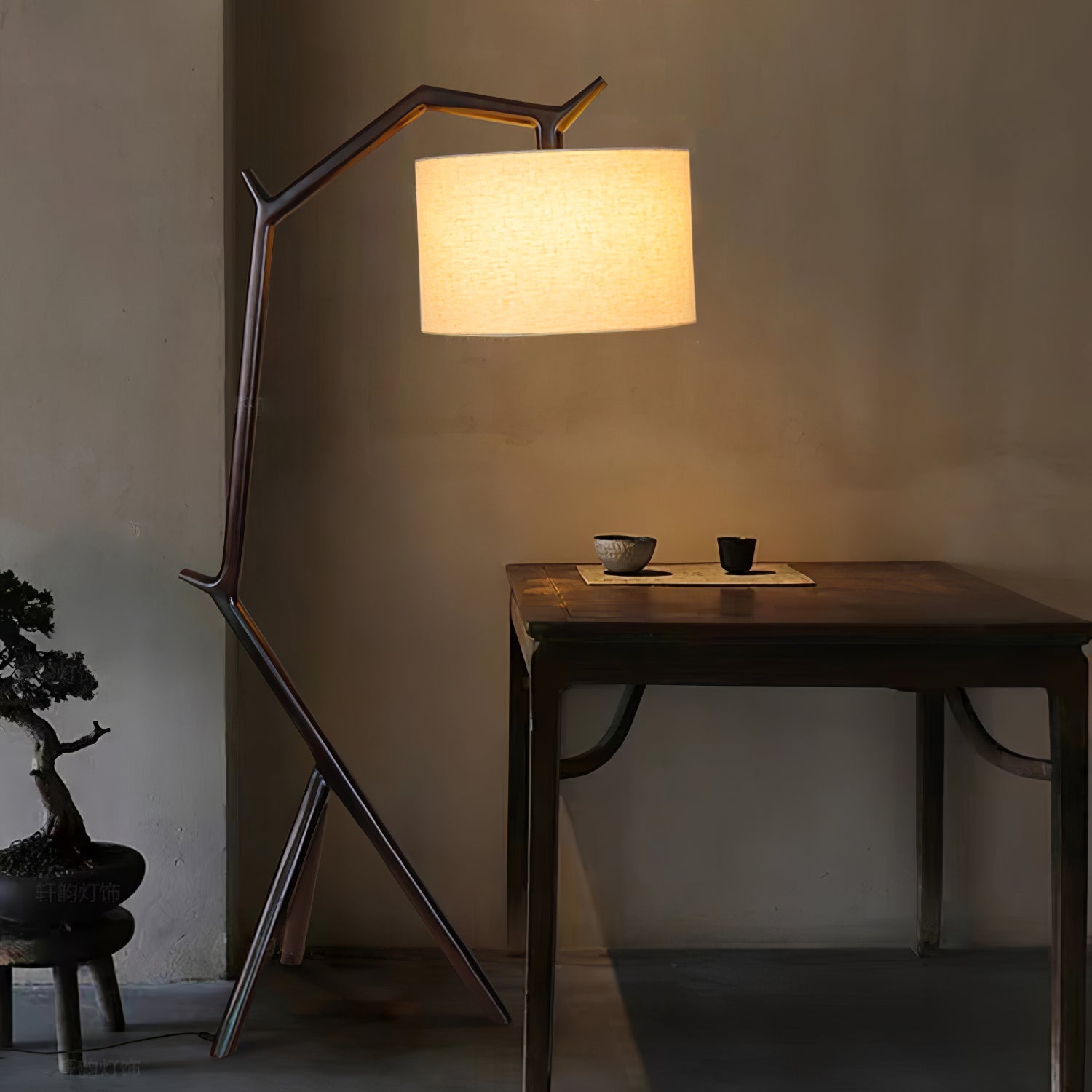 Umahi Floor Lamp - Blowlighting