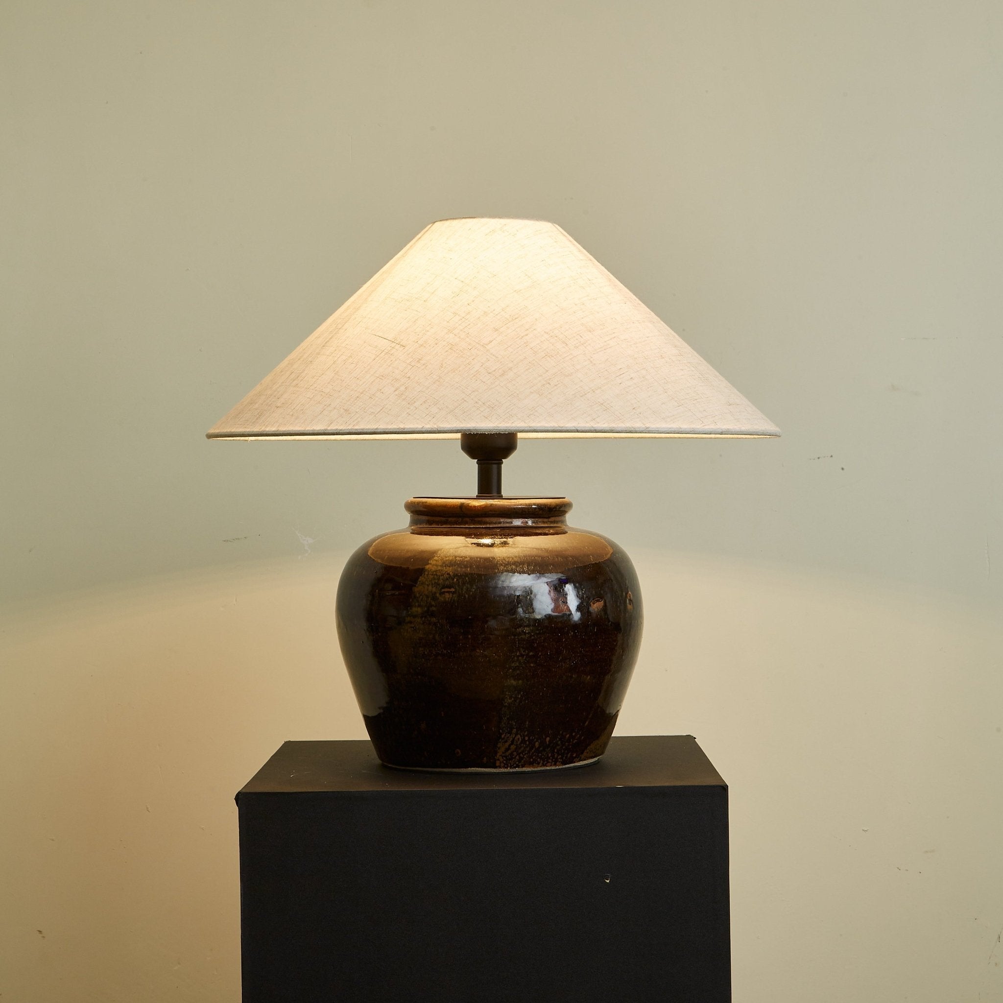 Umber Jar Table Lamp - Blowlighting