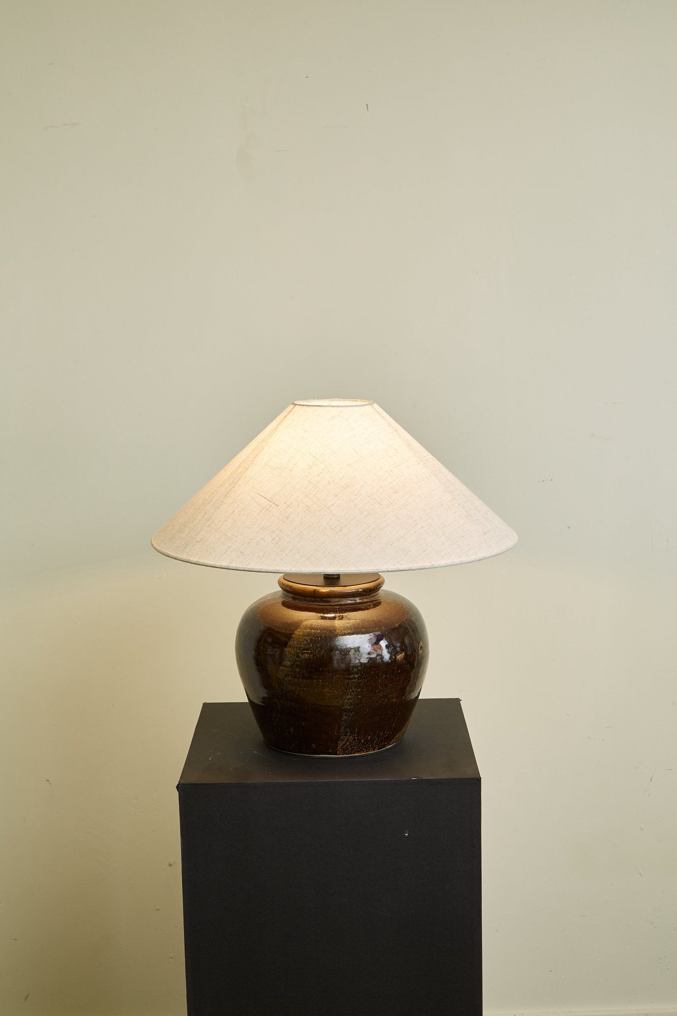 Umber Jar Table Lamp - Blowlighting