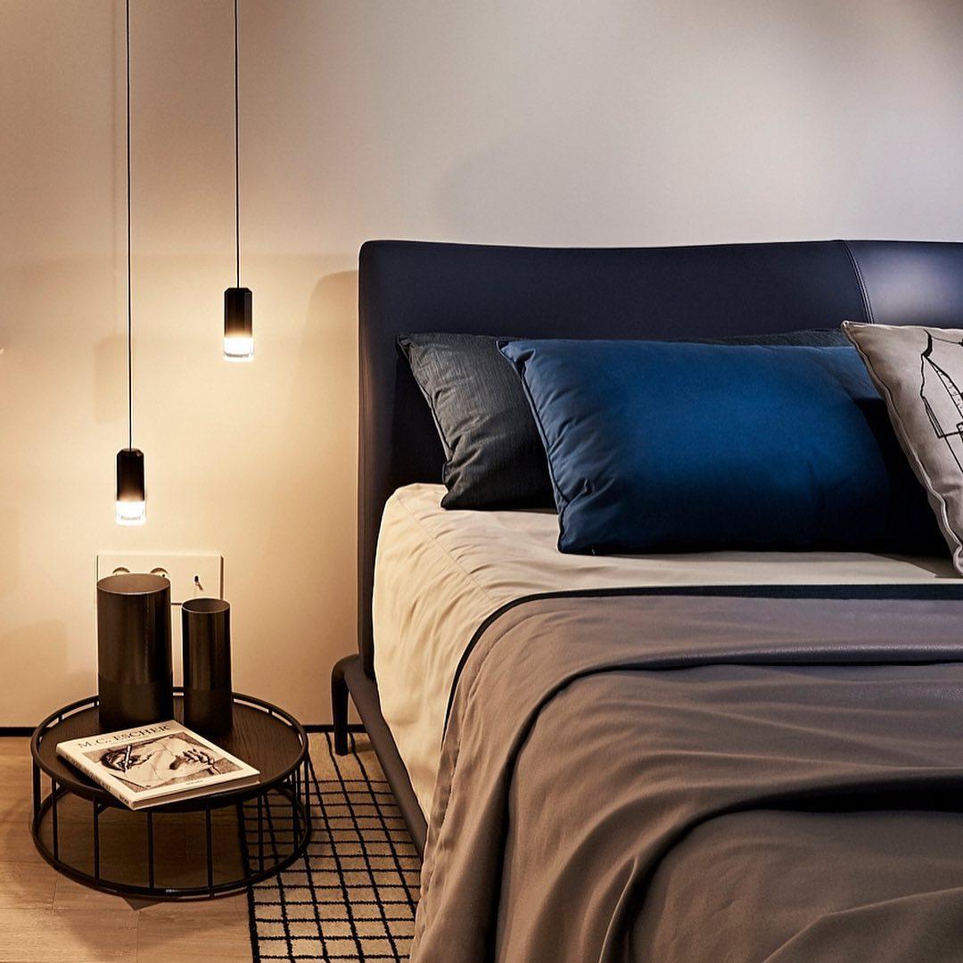Line Form Pendant light - Blowlighting