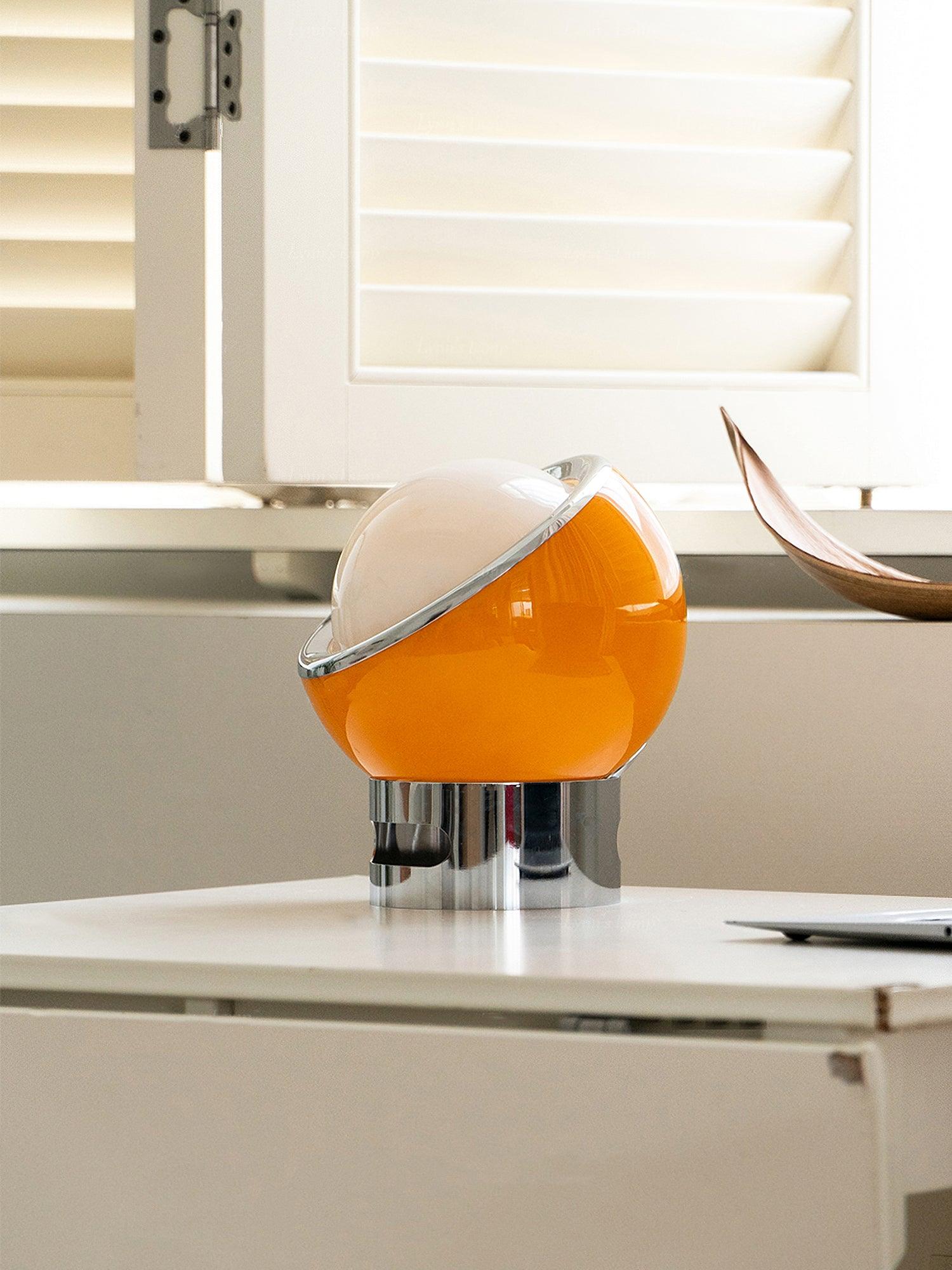 Valeria Table Lamp - Blowlighting