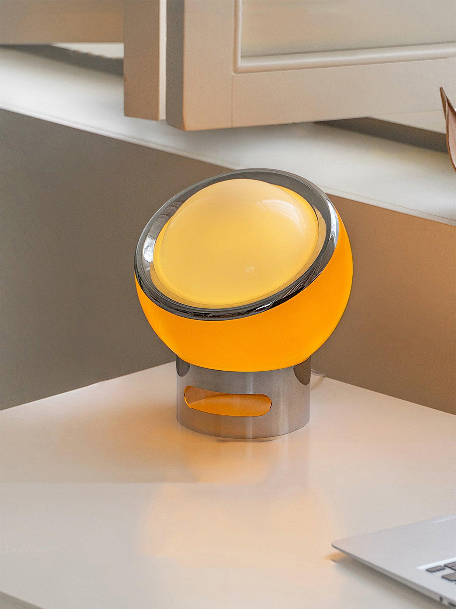 Valeria Table Lamp - Blowlighting