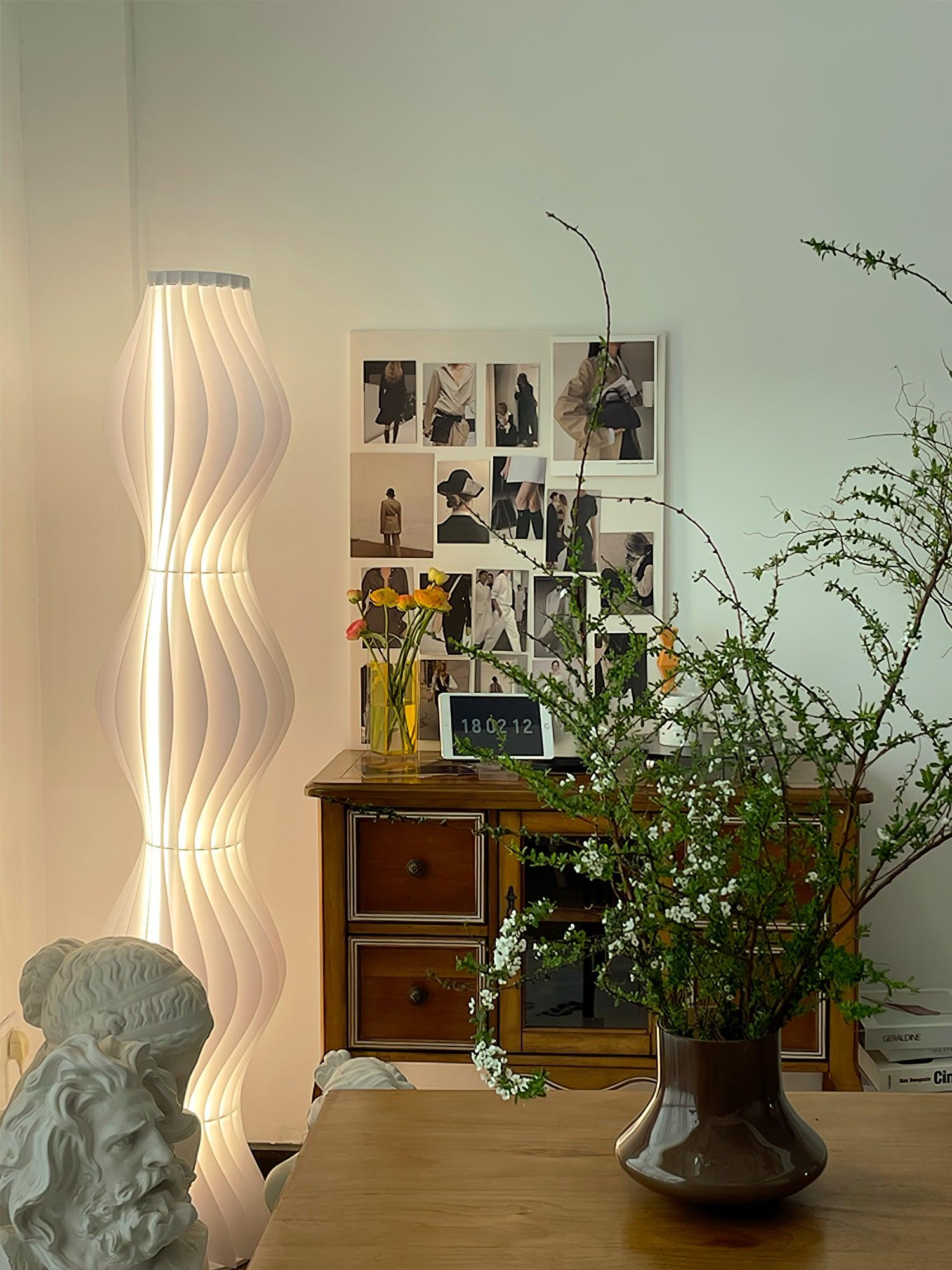 Vapor Floor Lamp - Blowlighting