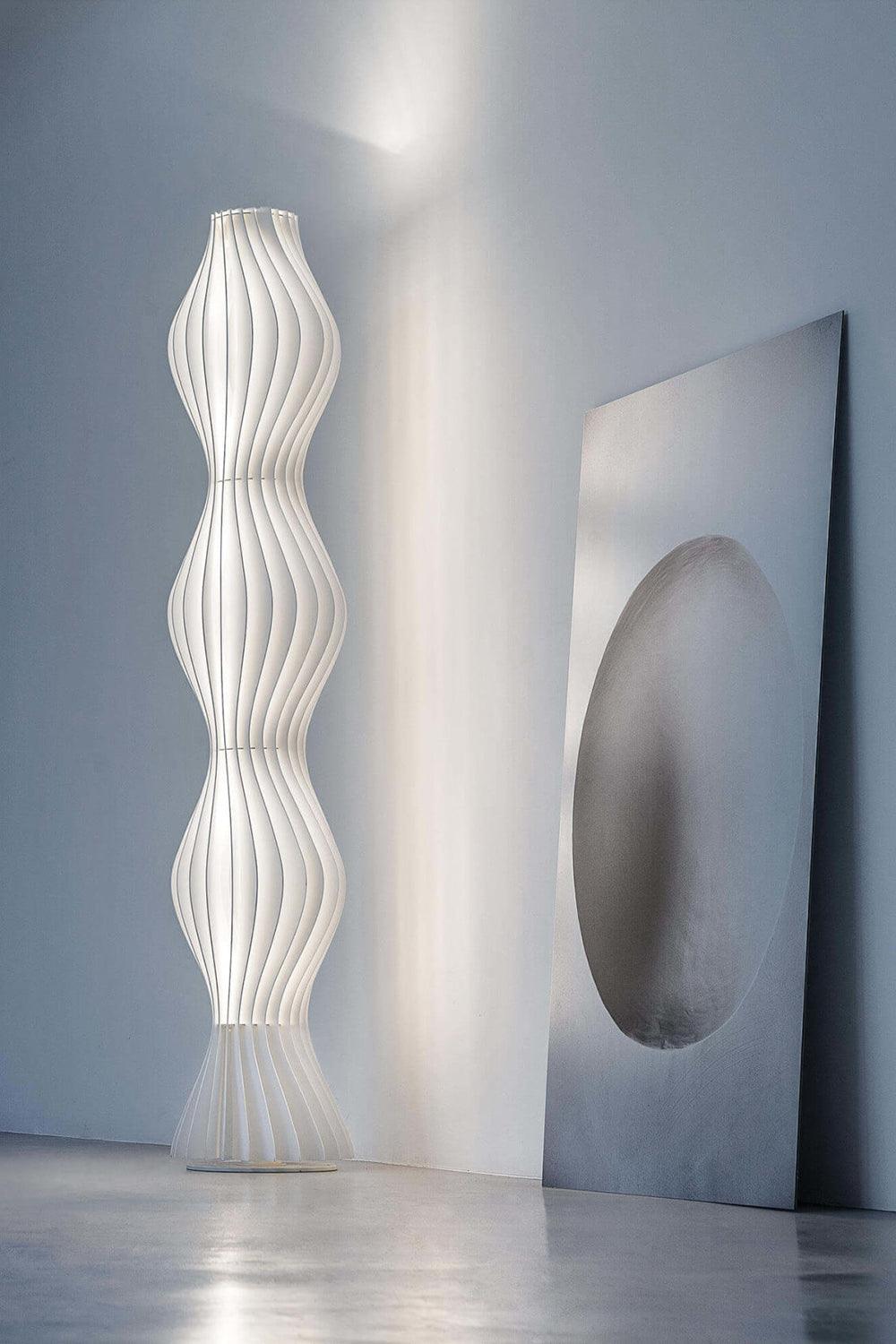 Vapor Floor Lamp - Blowlighting