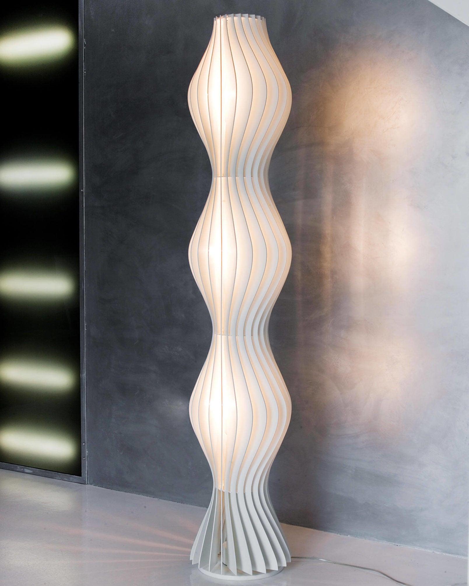 Vapor Floor Lamp - Blowlighting
