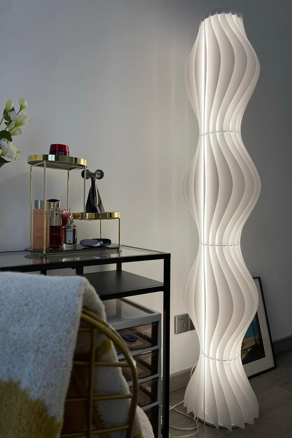 Vapor Floor Lamp - Blowlighting