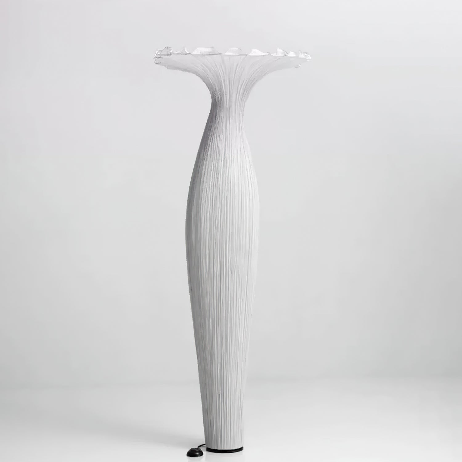 Vase Fabric Floor Lamp - Blowlighting