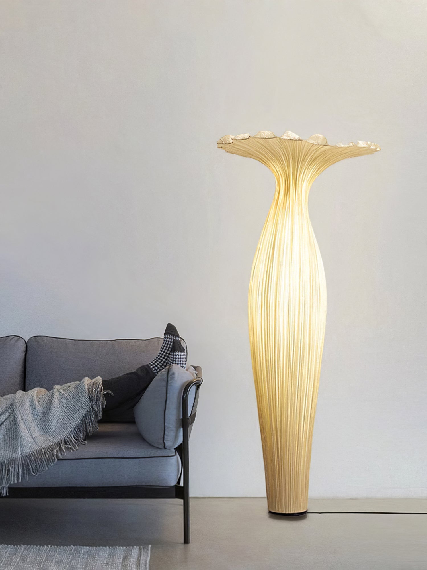 Vase Fabric Floor Lamp - Blowlighting