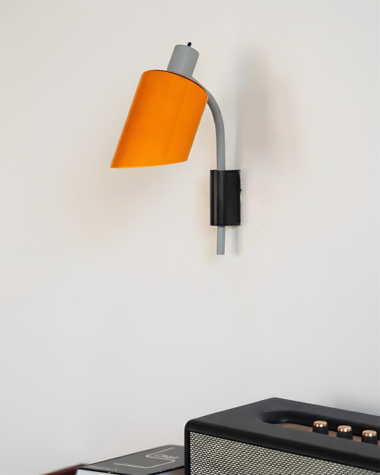 Ventro Modern Metal Wall Light