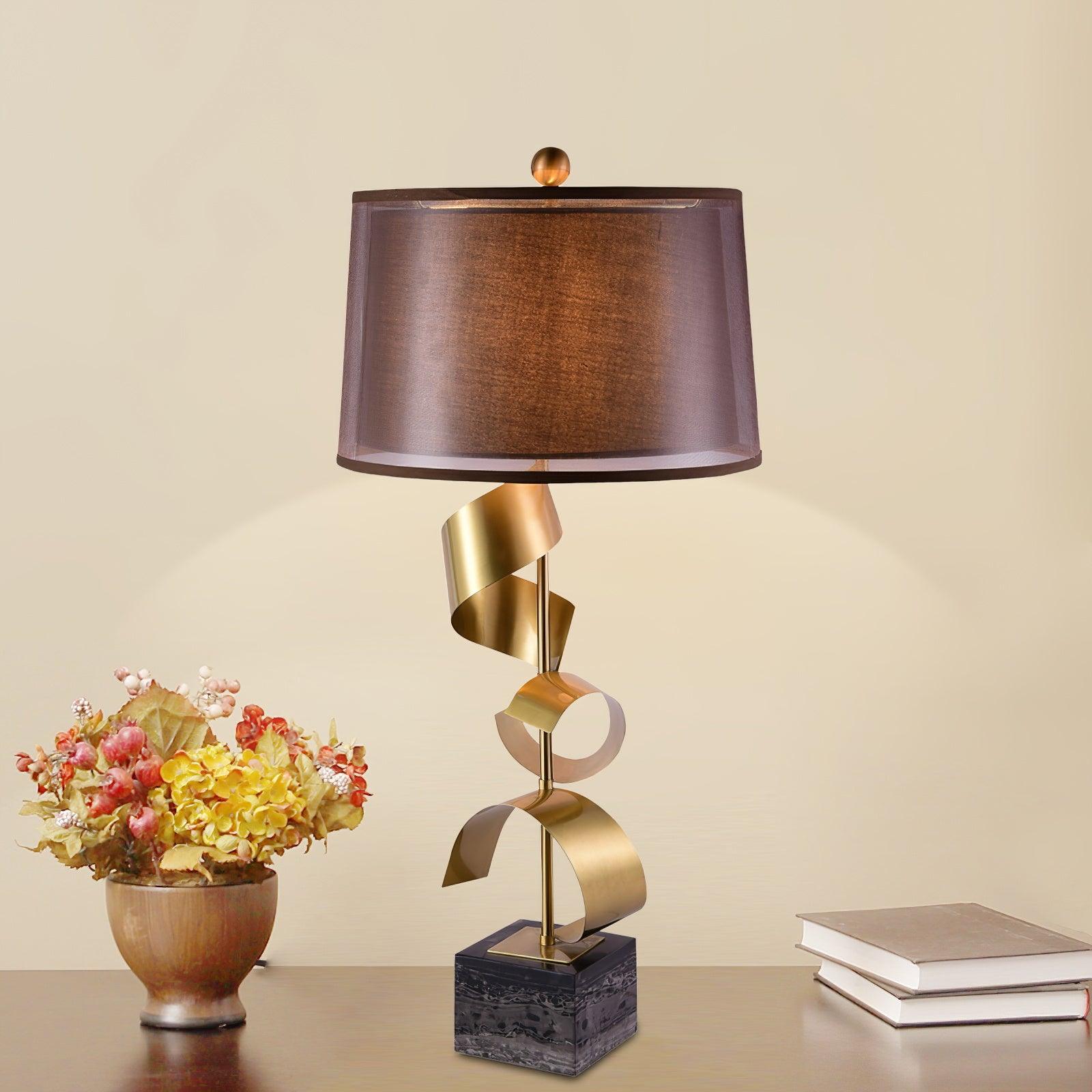 Vero Table Lamp - Blowlighting