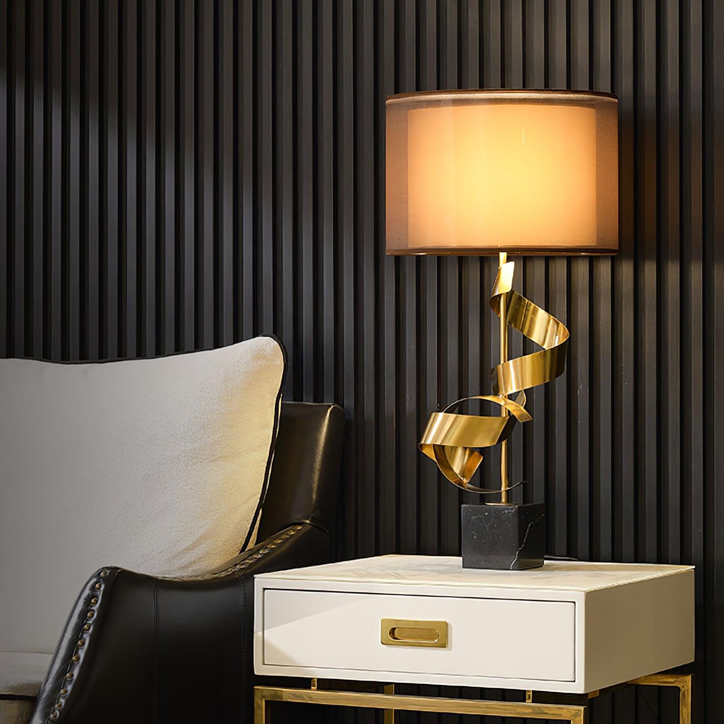 Vero Table Lamp - Blowlighting