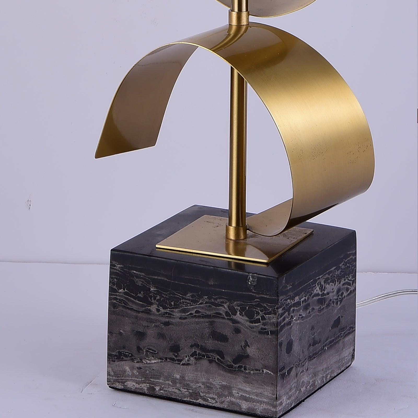 Vero Table Lamp - Blowlighting